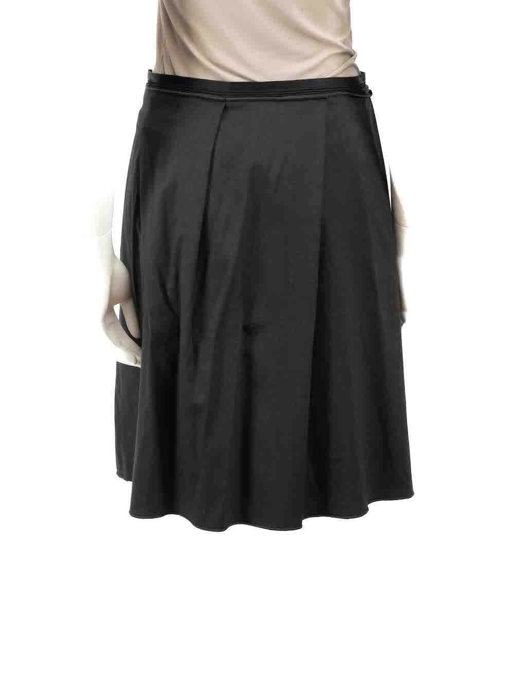 Jil Sander Jil Sander Navy Black Wool Pleated Skirt Size S In Good Condition For Sale In London, GB