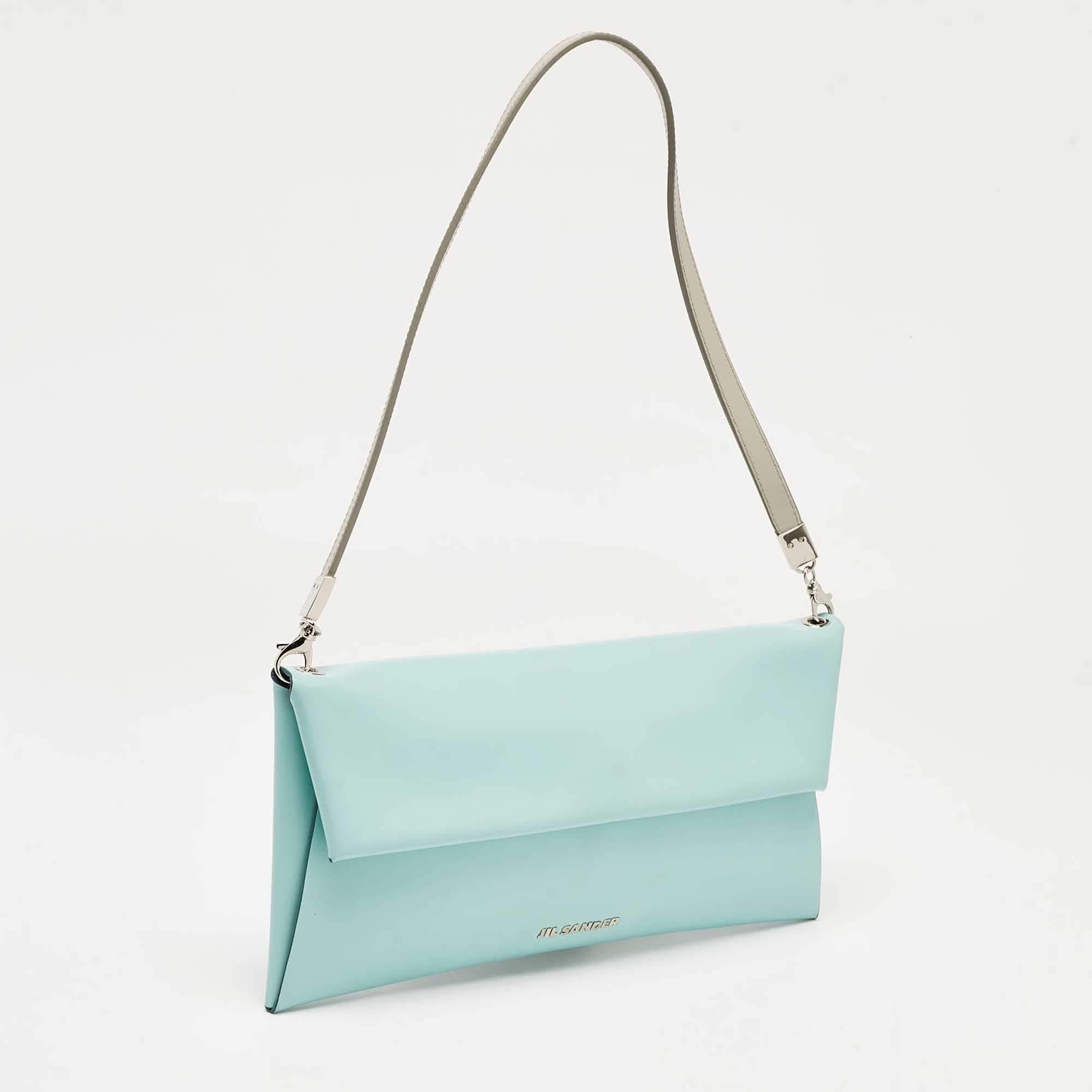 Jil Sander Light Blue Leather Clutch Shoulder Bag In Excellent Condition In Dubai, Al Qouz 2