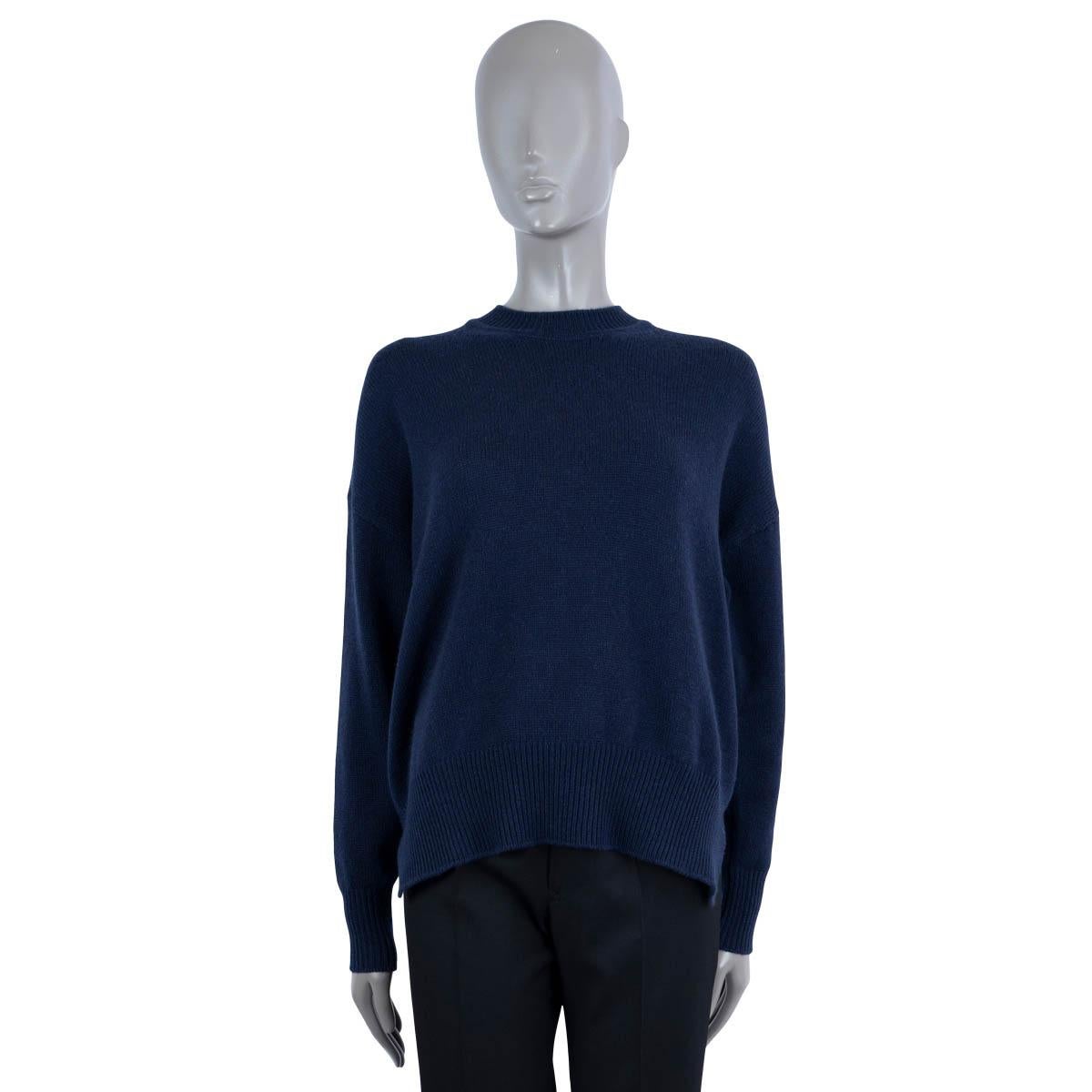 JIL SANDER navy blue cashmere SIDE SLIT CREWNECK Sweater 34 XS In Excellent Condition For Sale In Zürich, CH