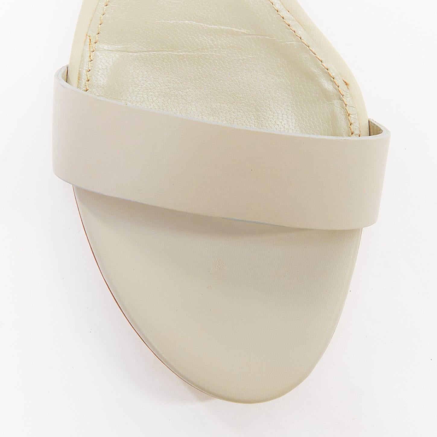 JIL SANDER sandali piatti in pelle grigia con cinturino alla caviglia giallo neon EU37 in vendita 2