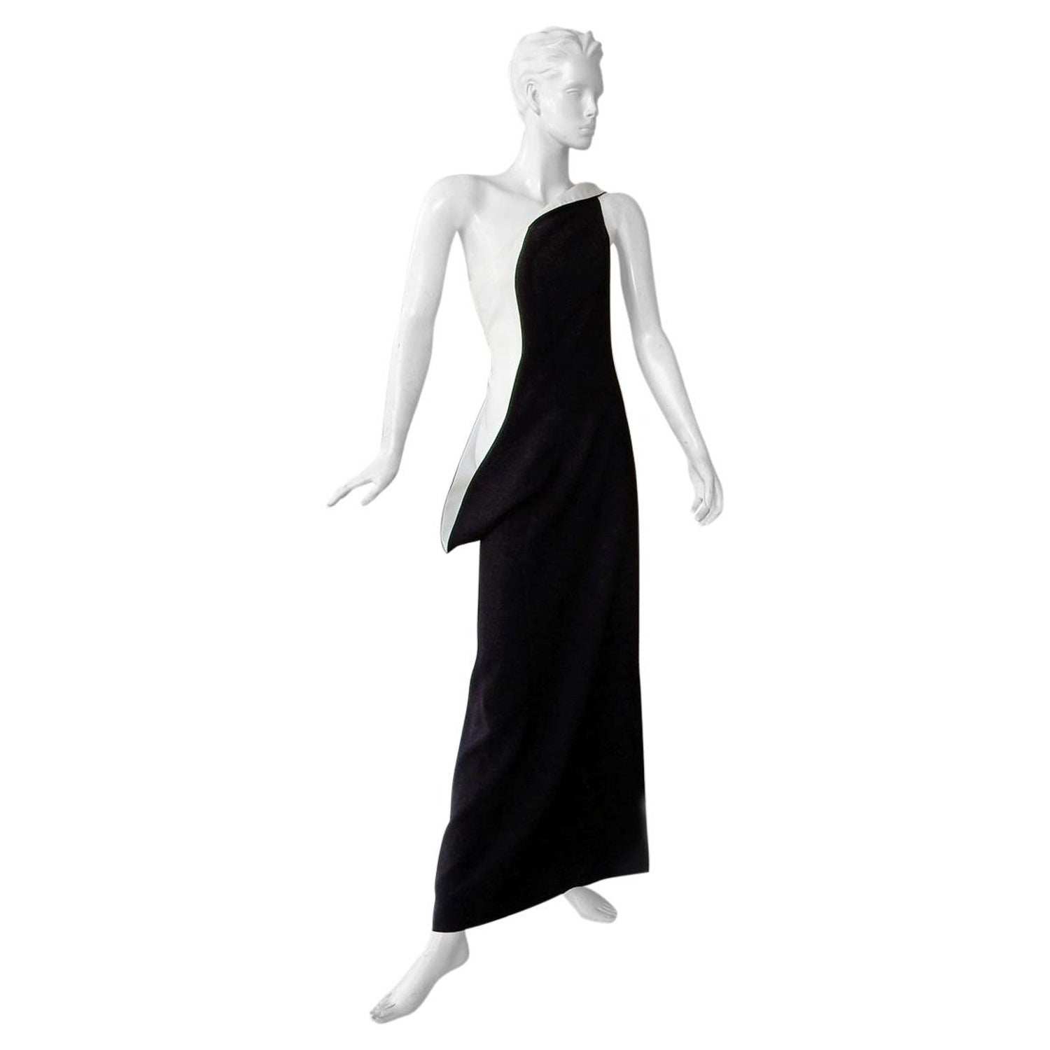 Jil Sander Runway J-Lo One Shoulder Sculptured Showstopper Dress Gown For  Sale at 1stDibs | showstopper evening gowns, contemporary maxi dress