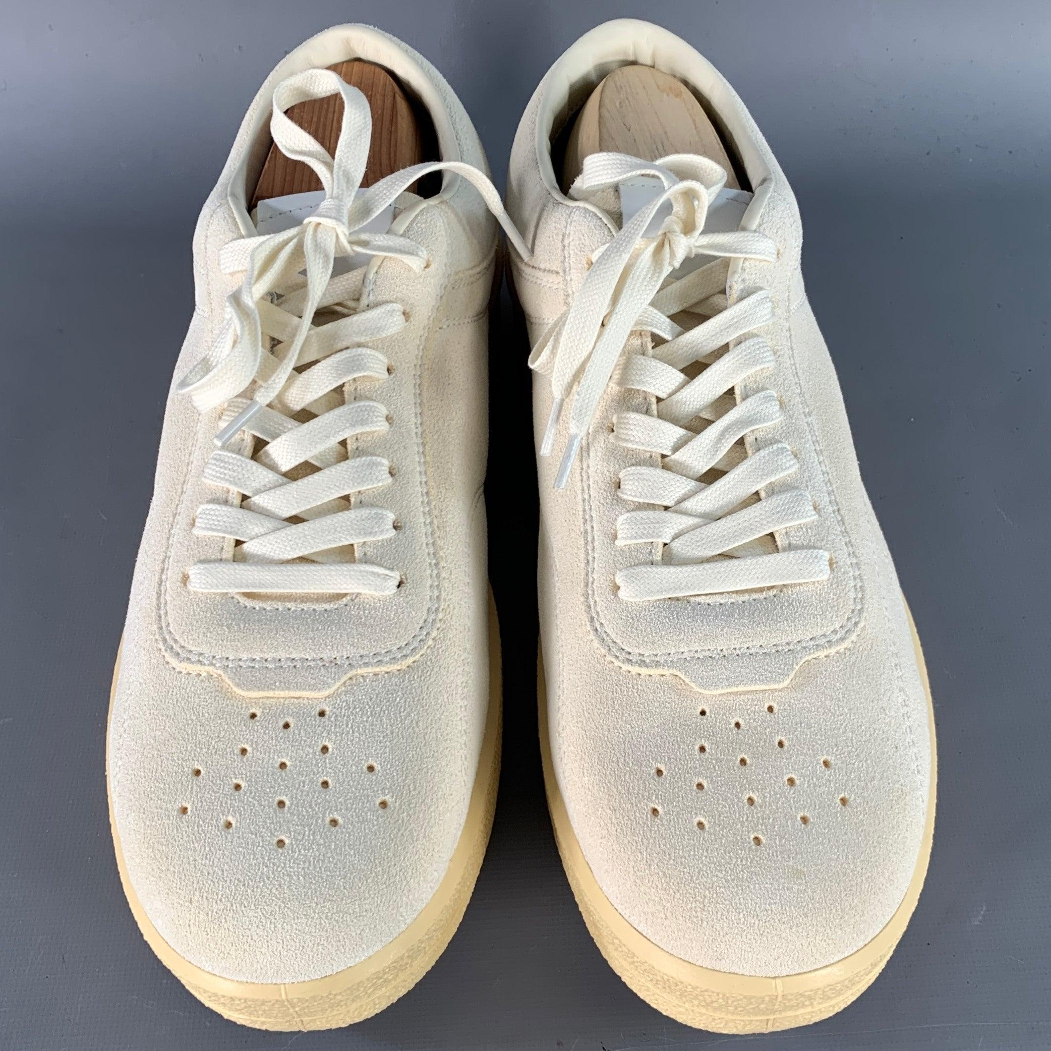 JIL SANDER Size 12 Natural Textured Suede Low Top Lace-Up Sneakers In Good Condition For Sale In San Francisco, CA