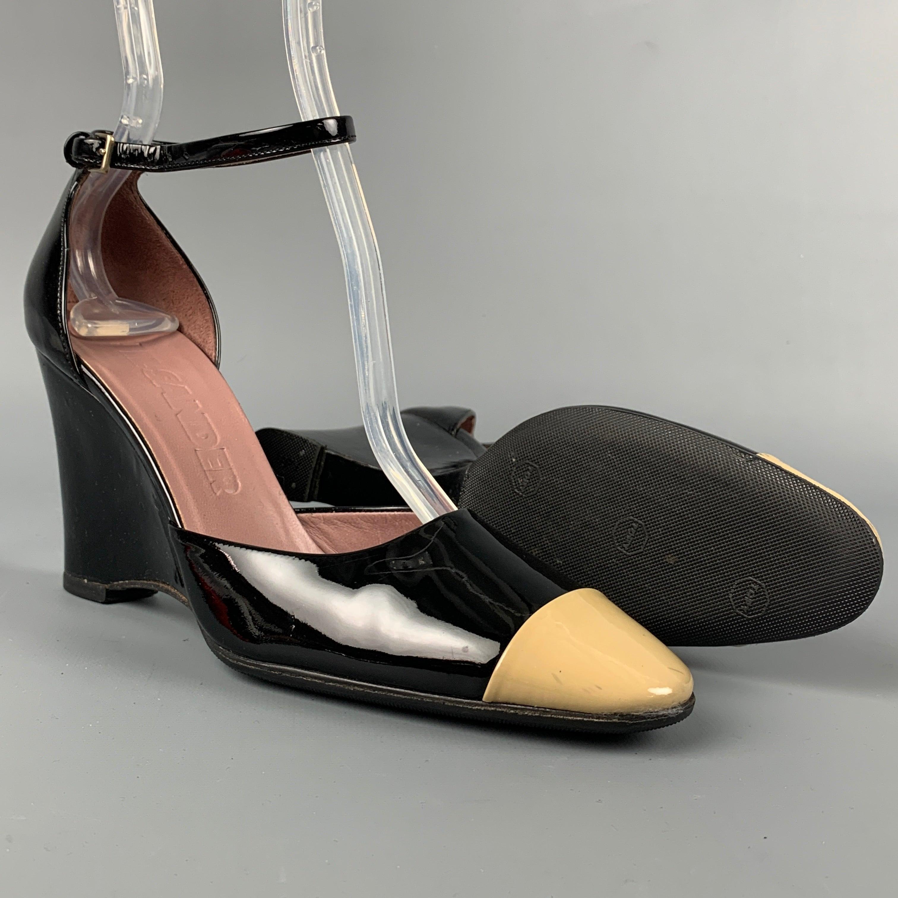 JIL SANDER Size 6.5 Black & Nude Color Block Patent Leather Pumps In Good Condition For Sale In San Francisco, CA