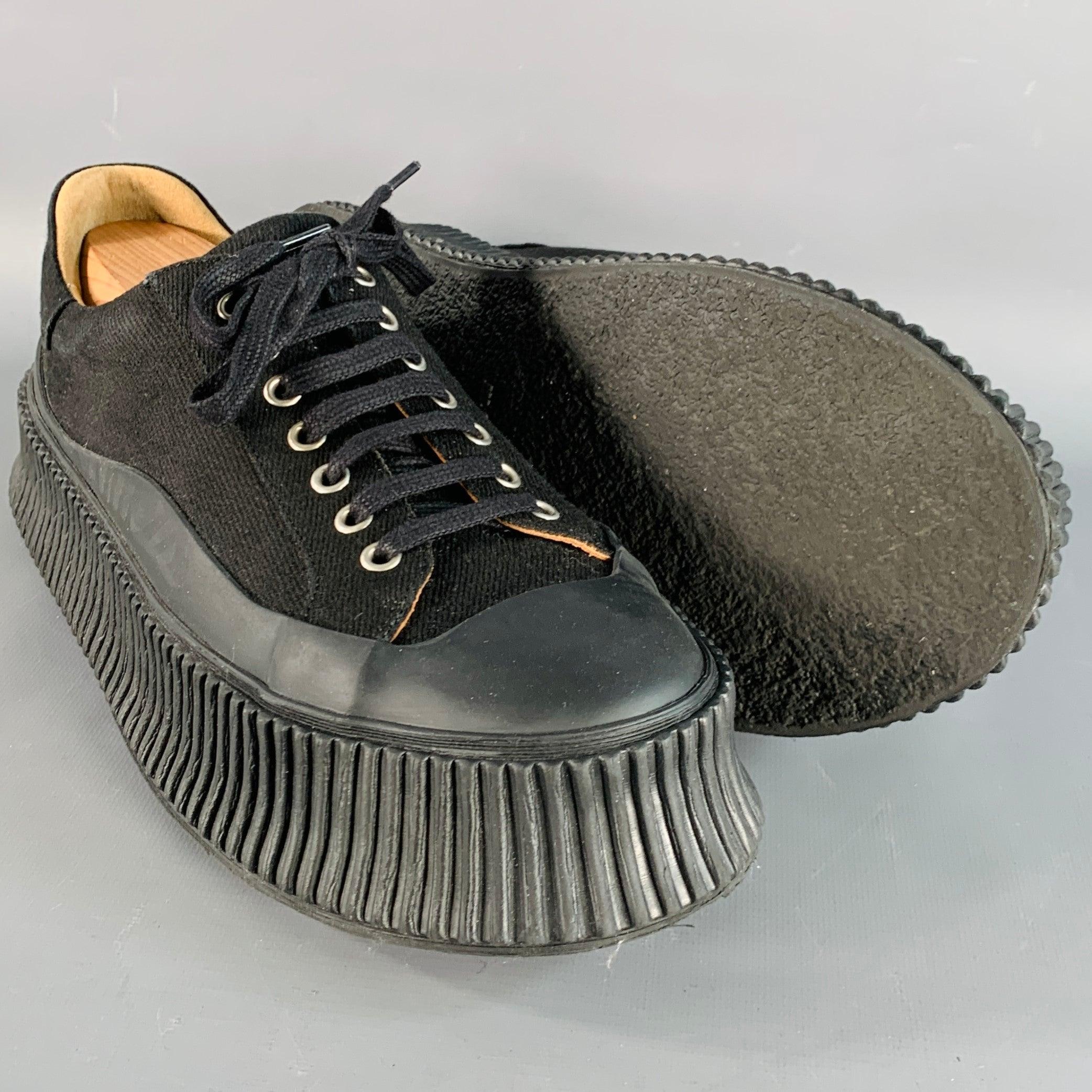 Uomo Jil Sander taglia 9 Scarpe da ginnastica in tela nera con suola in crêpe in vendita