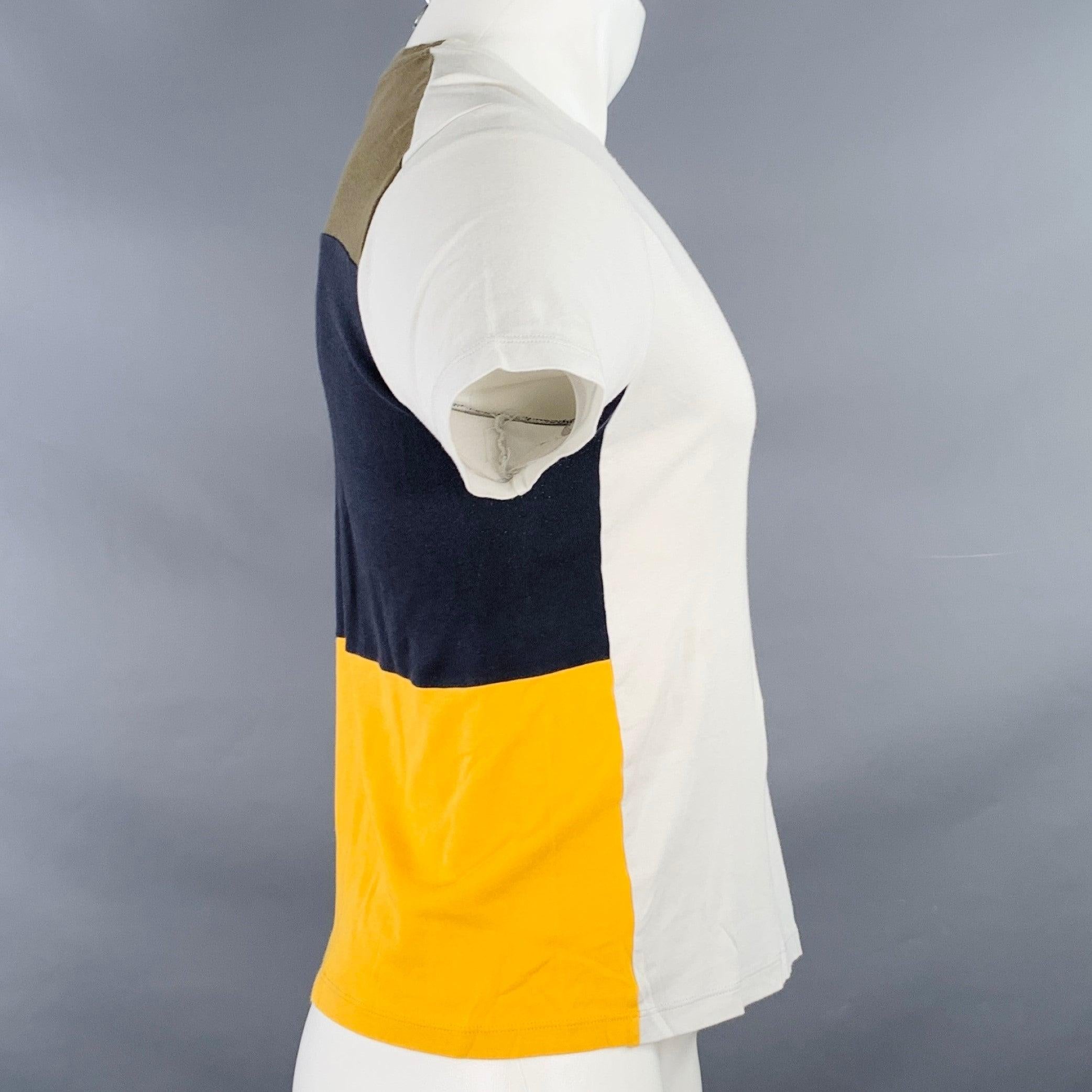 JIL SANDER t-shirt
in a grey and multi-color jersey fabric featuring a color block design with striped back, short sleeves, and crew neck. Made in Italy.Good Pre-Owned Condition. Moderate marks on front, as is. 

Marked:   size not marked, fabric