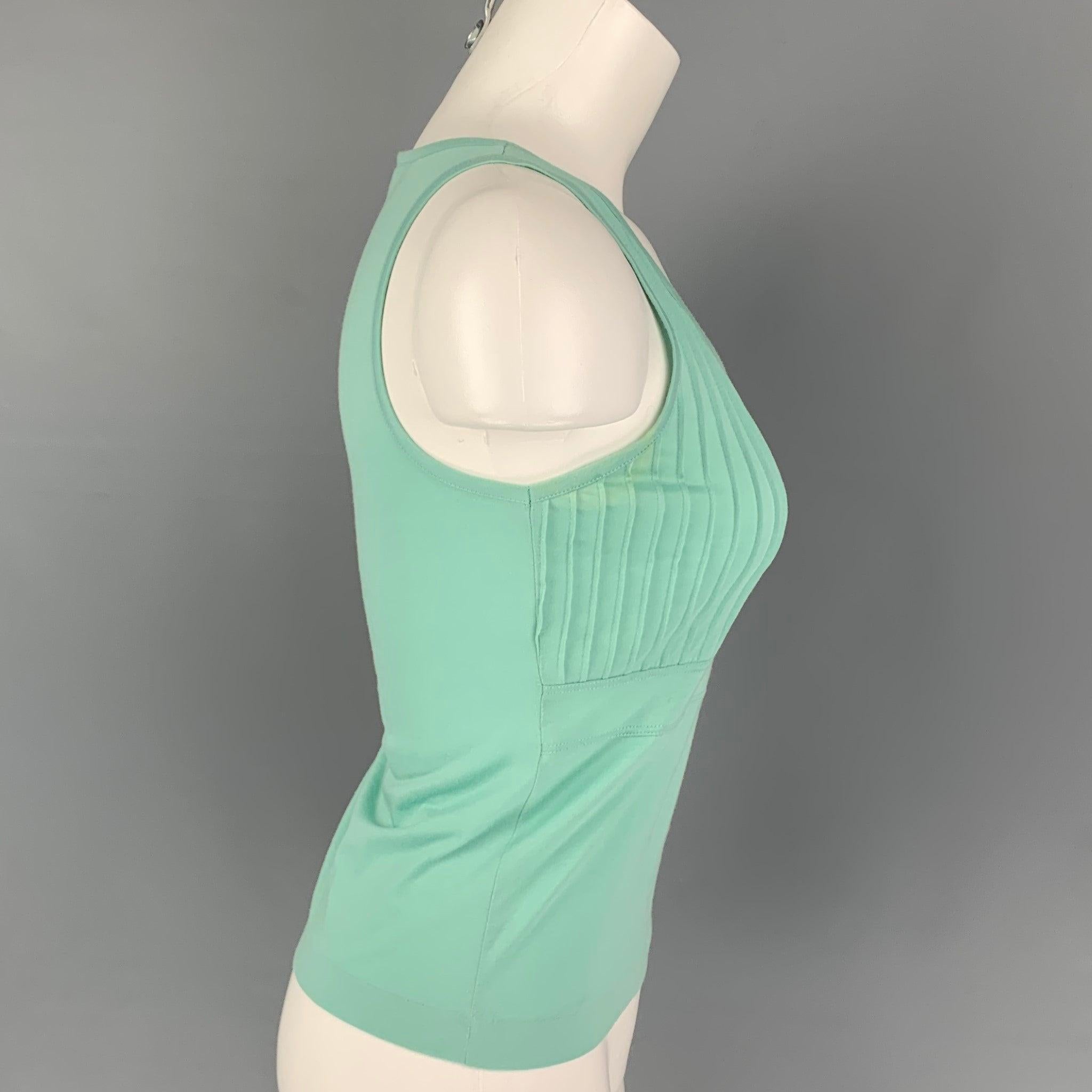 JIL SANDER tank top comes in a mint cotton / modal featuring a front pleated design. Made in Italy.
Good
Pre-Owned Condition. Moderate discoloration at under arms. As-Is.  

Marked:   S 

Measurements: 
 
Shoulder: 11 inches  Bust: 29 inches 