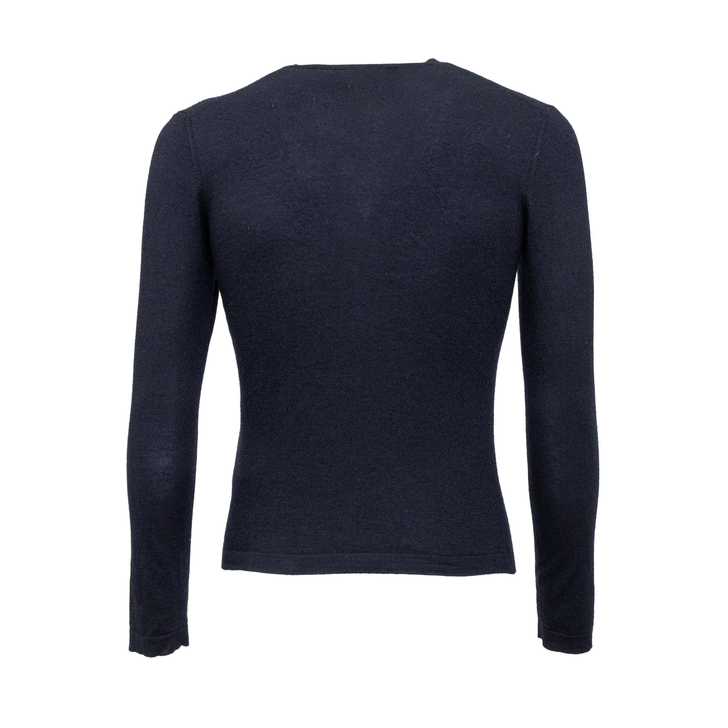 Crafted from a lightweight blend of cashmere and silk, the Jil Sander V-neck Sweater is both luxuriously soft and effortlessly chic. The fitted silhouette and timeless navy blue color make it a staple addition to any wardrobe. 
 Remarks: There are