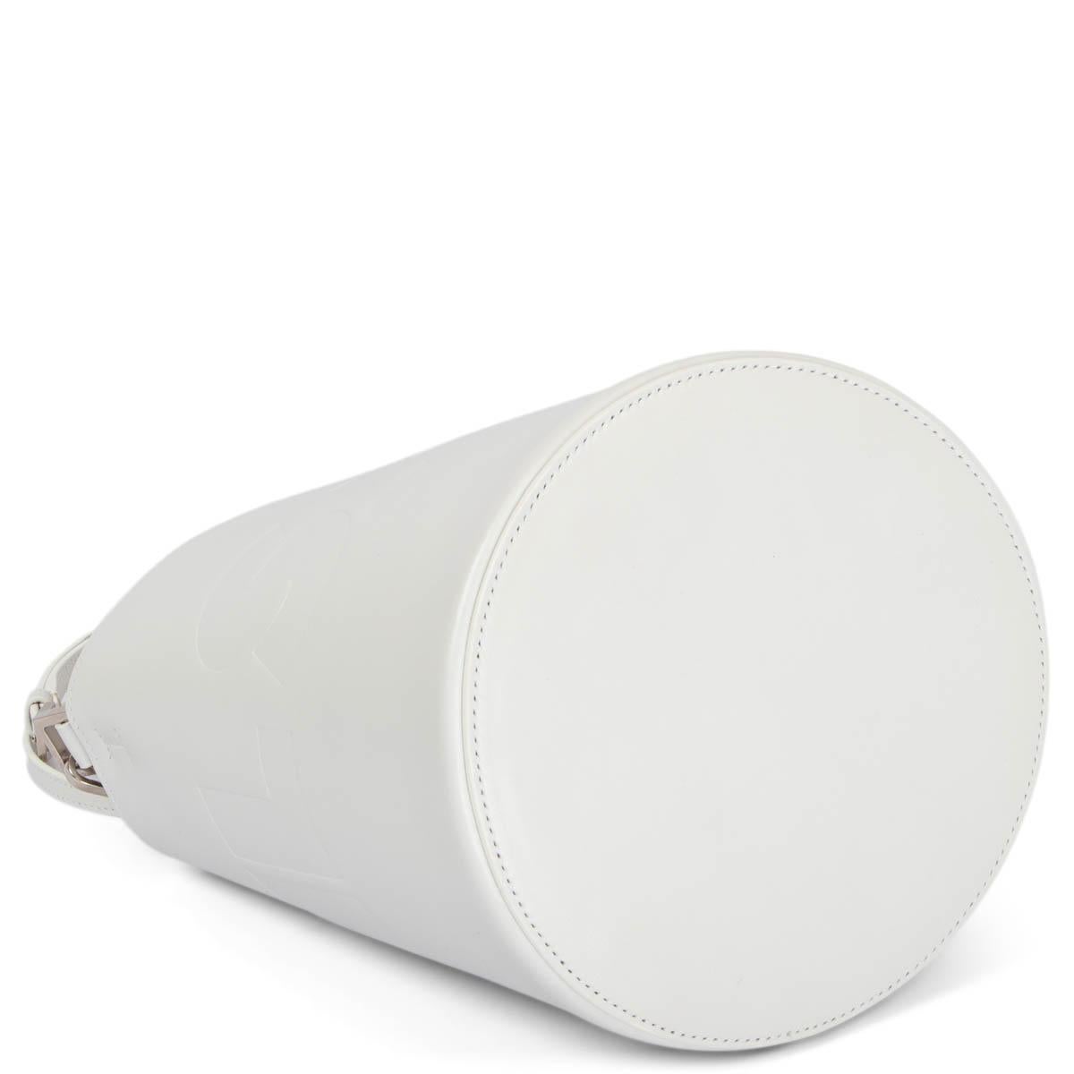 JIL SANDER white leather ROUND BUCKET Shoulder Bag In Excellent Condition In Zürich, CH