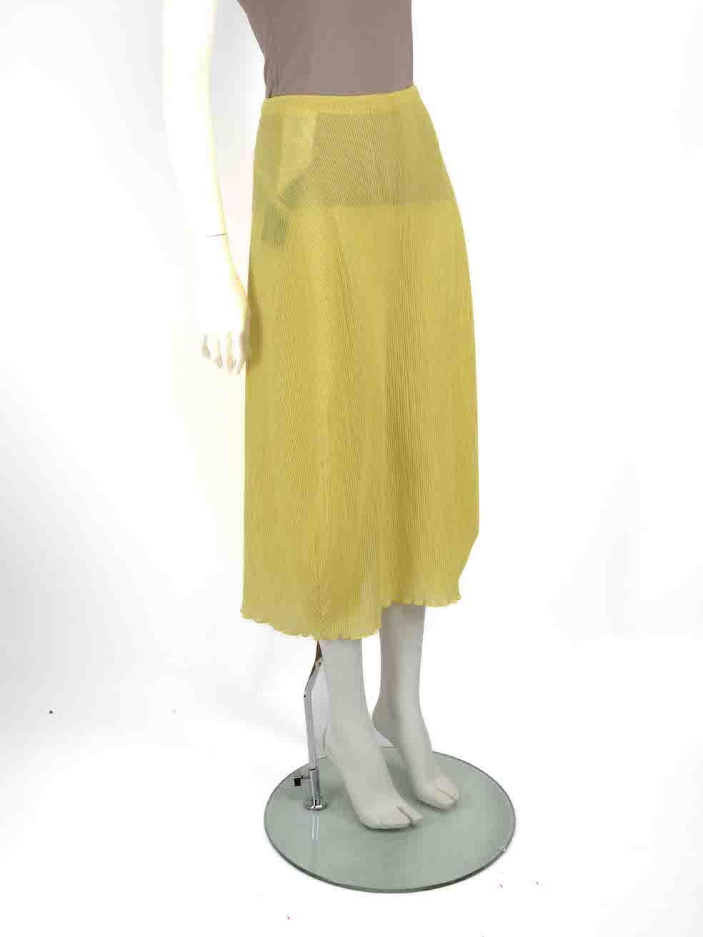 CONDITION is Never worn, with tags. No visible wear to skirt is evident on this new Jil Sander designer resale item.
 
 Details
 Yellow
 Polyester
 Skirt
 Plissé pleats
 Midi
 Back zip fastening
 
 
 Made in Italy
 
 Composition
 97% Polyester, 3%