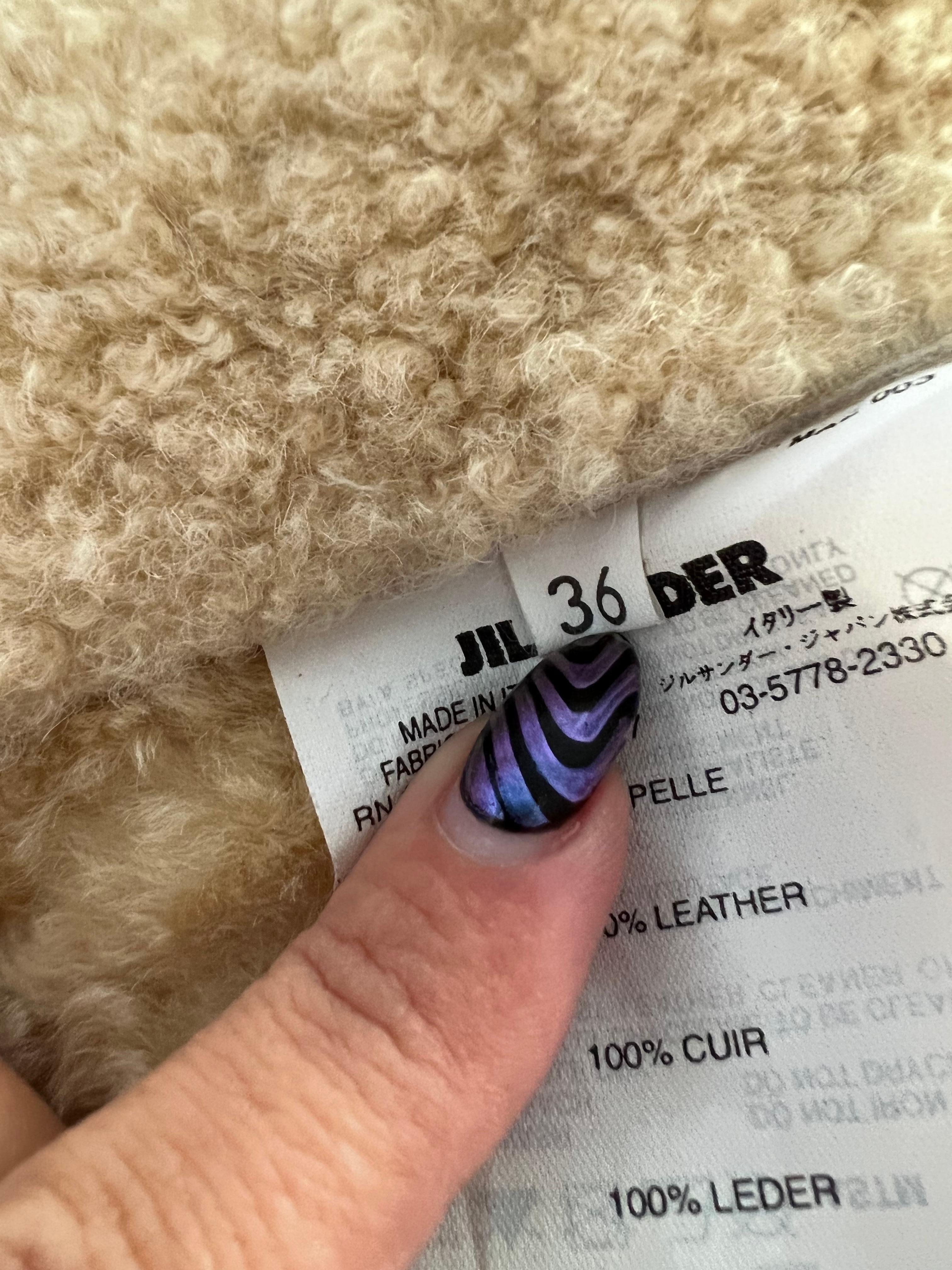 Jil Sandler Beige Suede & Fur Jacket, Size 36 For Sale 6