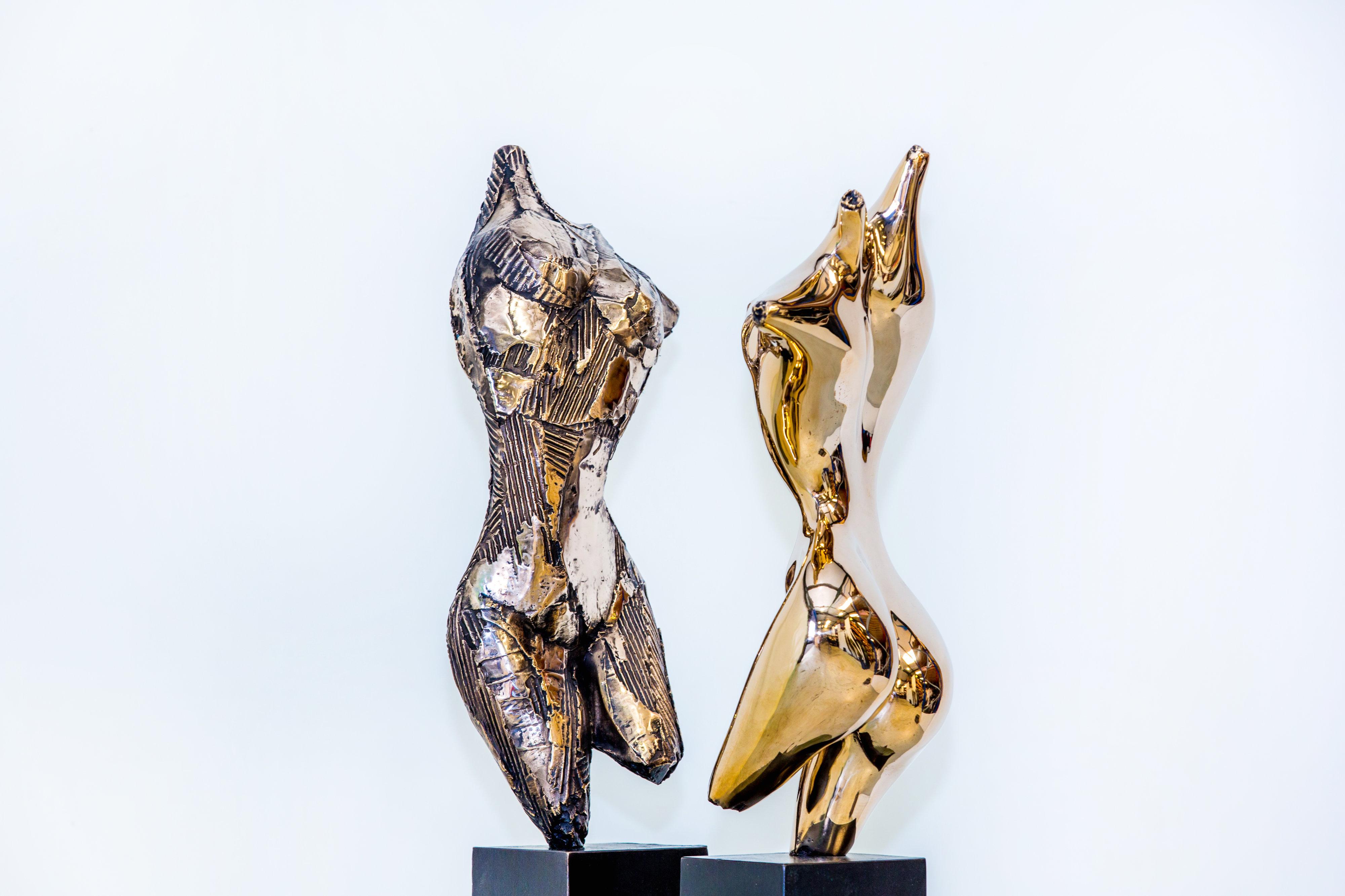 Afrodite, bronzo lucido su base di bronzo, Jill Berelowitz - Sculpture Contemporaneo di Jill Berelowitz 