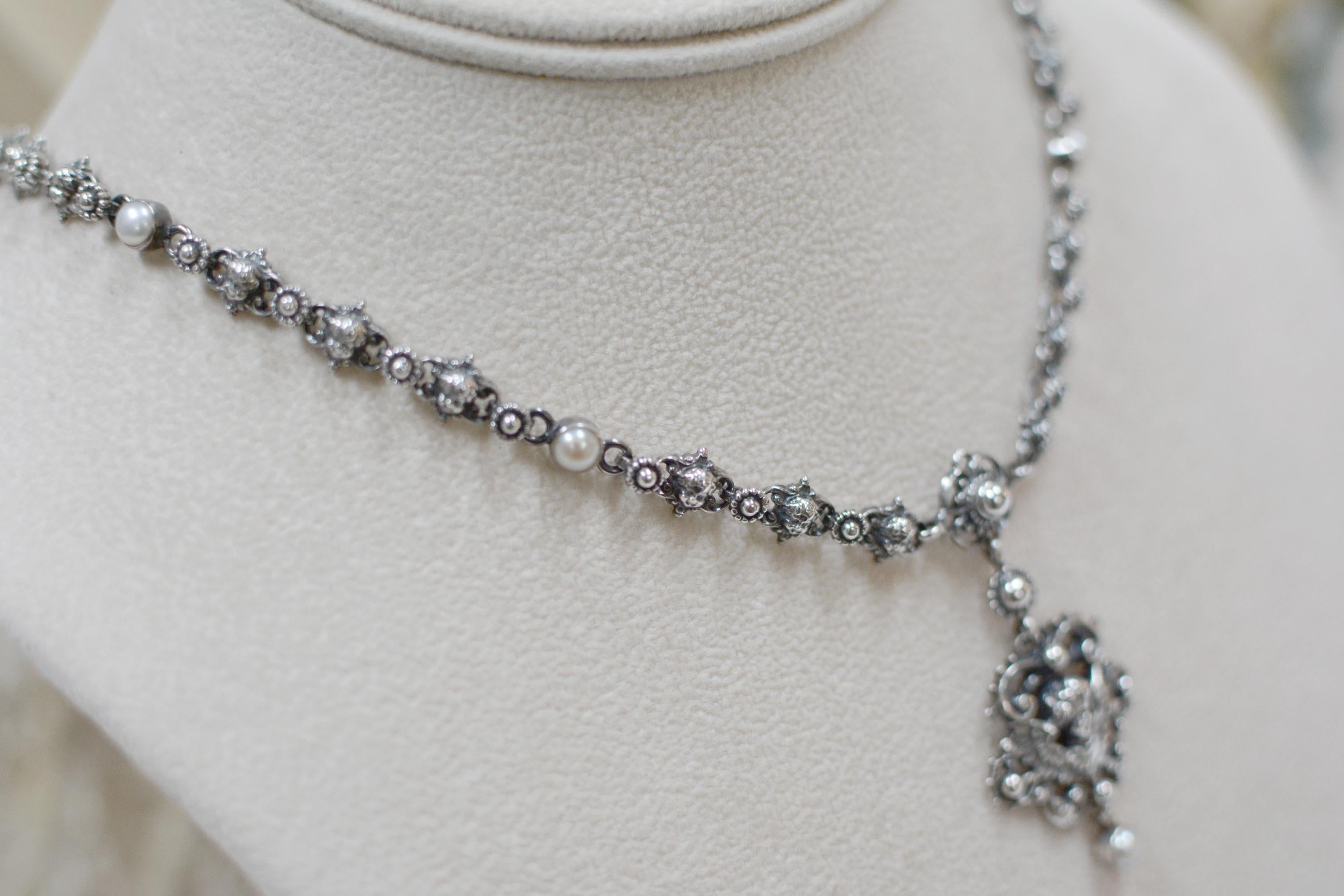 Jill Garber Barock Figurale Engelstropfen-Halskette aus Sterlingsilber mit Perlen im Angebot 6
