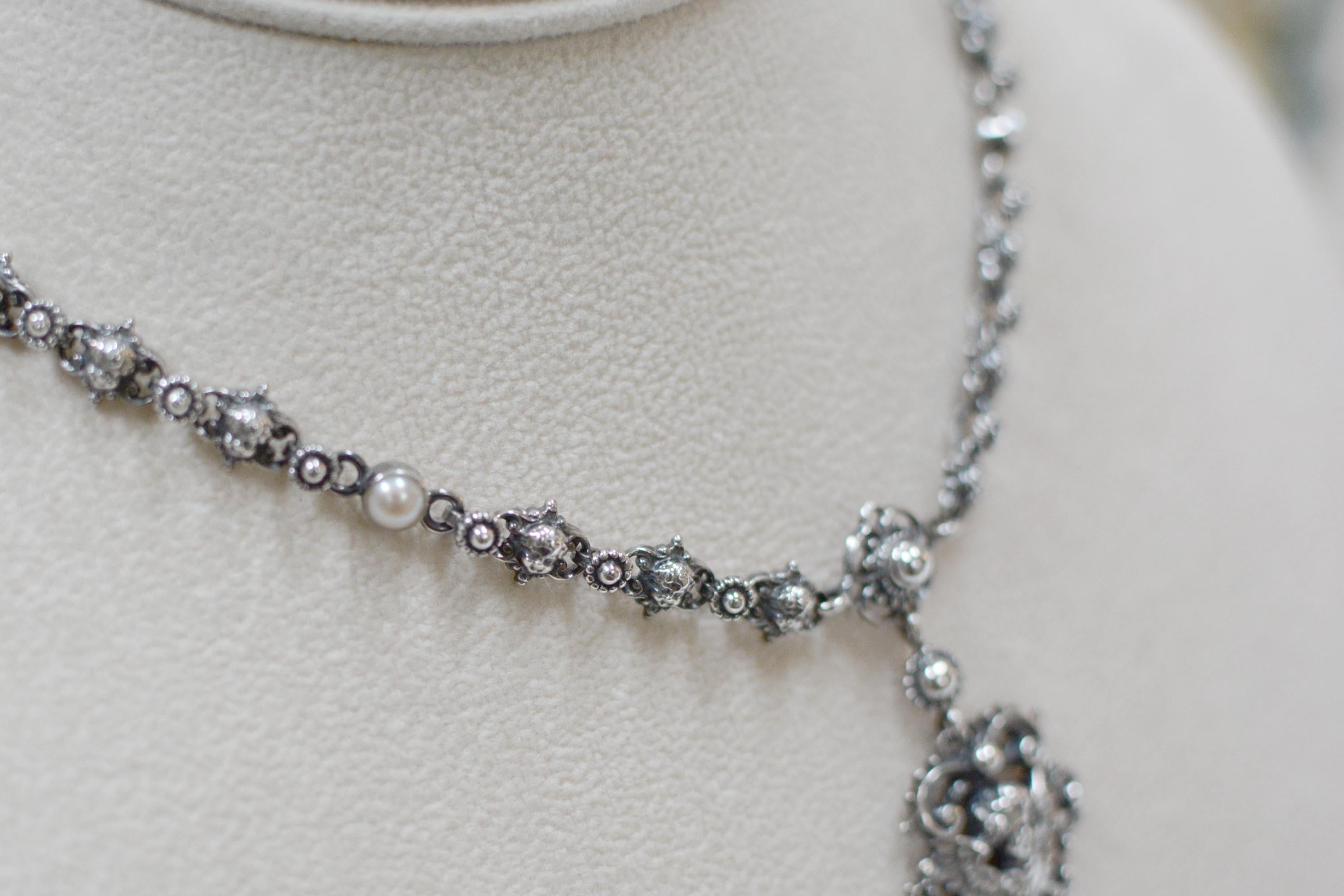 Jill Garber Barock Figurale Engelstropfen-Halskette aus Sterlingsilber mit Perlen im Angebot 7