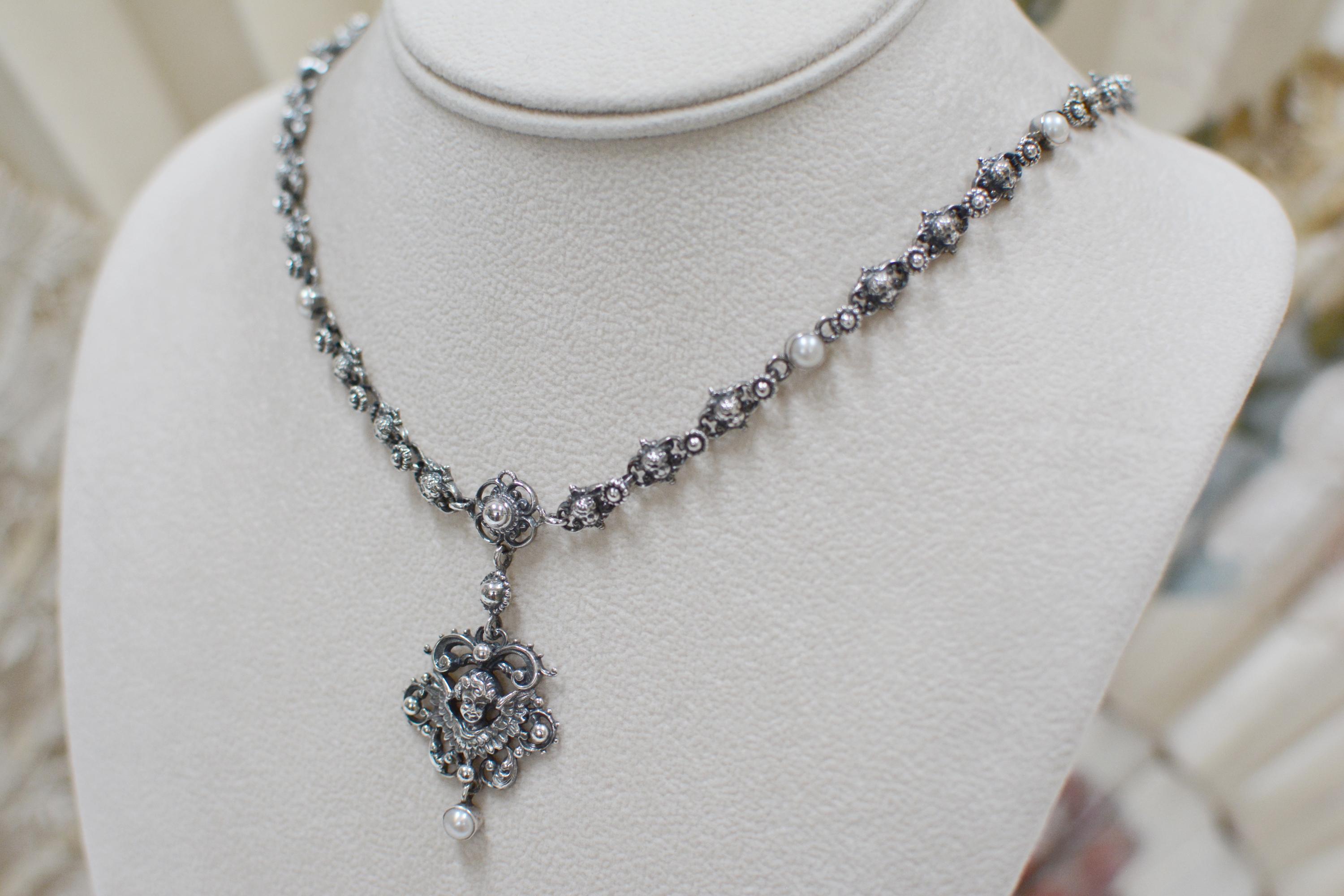 Jill Garber Barock Figurale Engelstropfen-Halskette aus Sterlingsilber mit Perlen im Zustand „Neu“ im Angebot in Saginaw, MI
