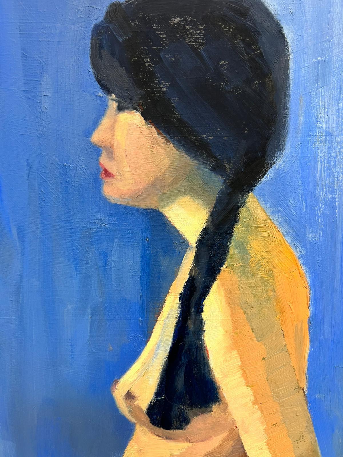 Ritratto a olio britannico contemporaneo di una donna nuda Colori dello sfondo blu e giallo - Painting Moderno di Jill Jackson