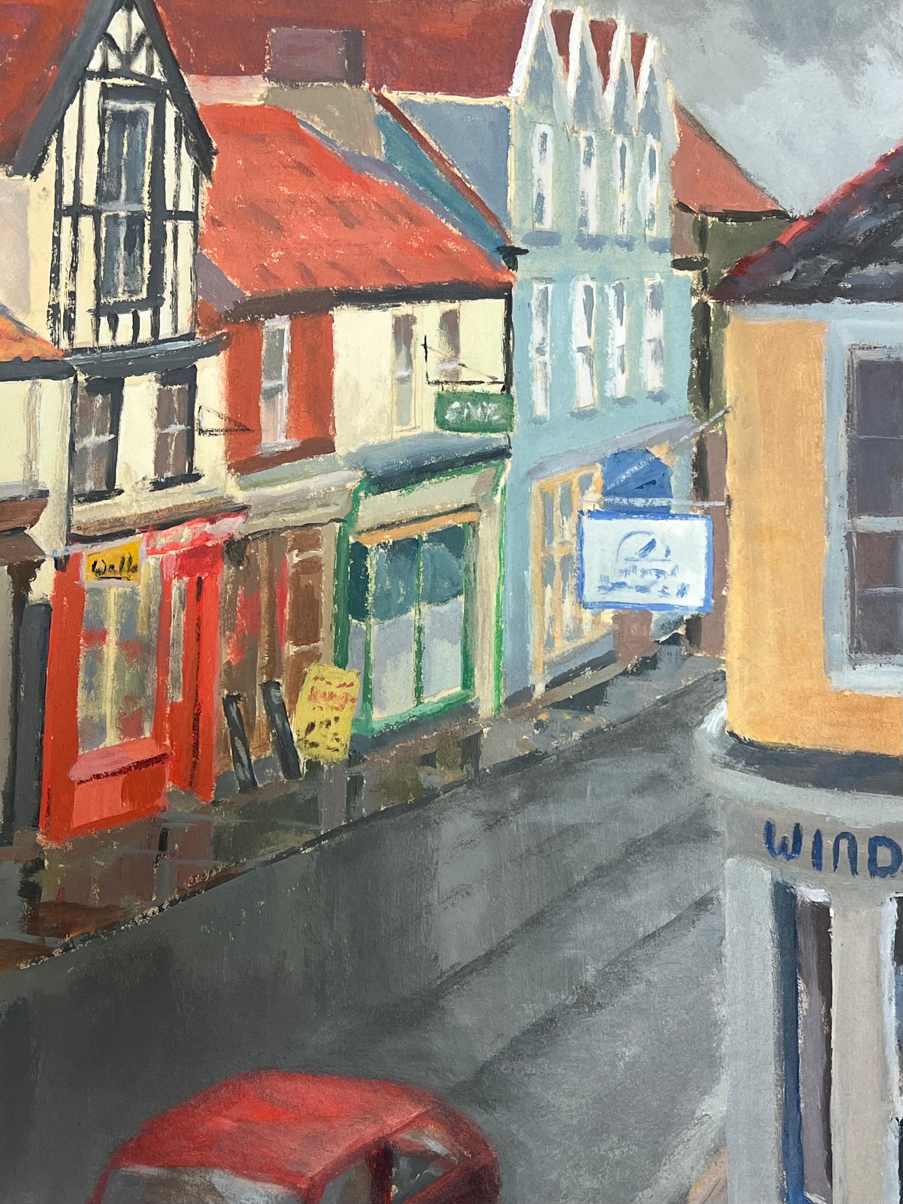 Après-midi d'une courte rue tranquille avec un circulation de voitures rouges - Moderne Painting par Jill Jackson