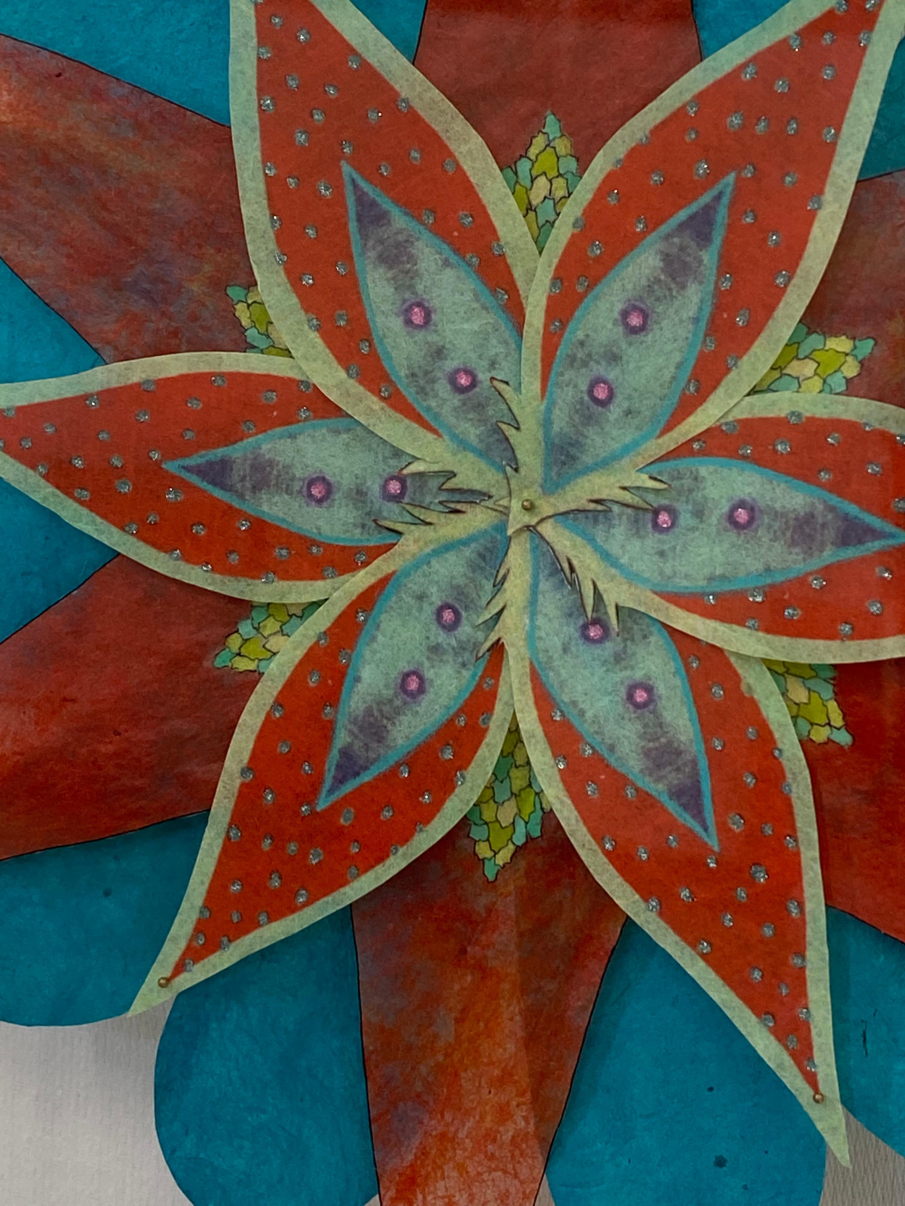 Fanfare Star, Teal Blau, Rot, Bunte botanische Blumen-Wandskulptur aus Papier im Angebot 1