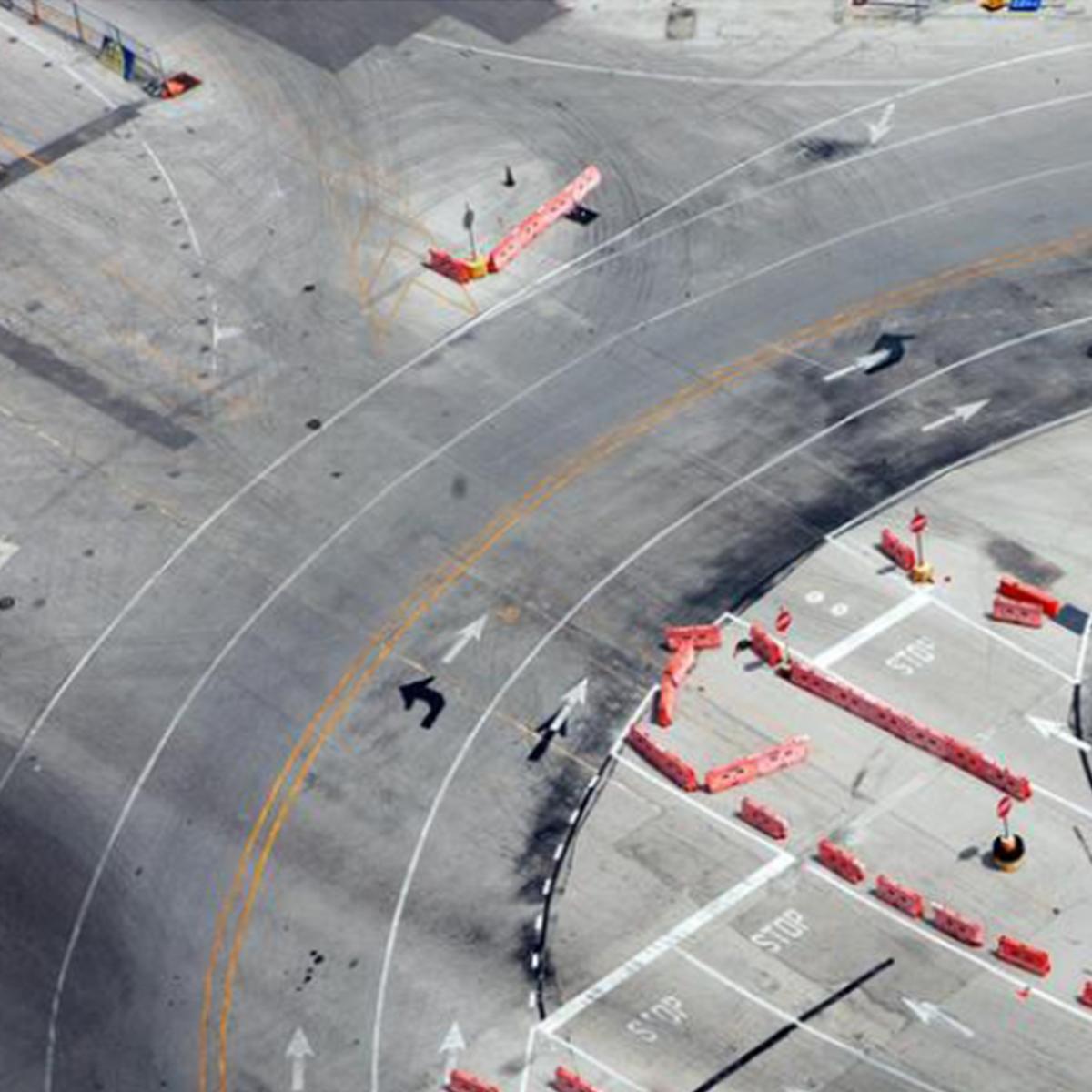 Hafen von Miami. Aerial Landscape Farbfotografie in limitierter Auflage (Zeitgenössisch), Photograph, von Jill Peters