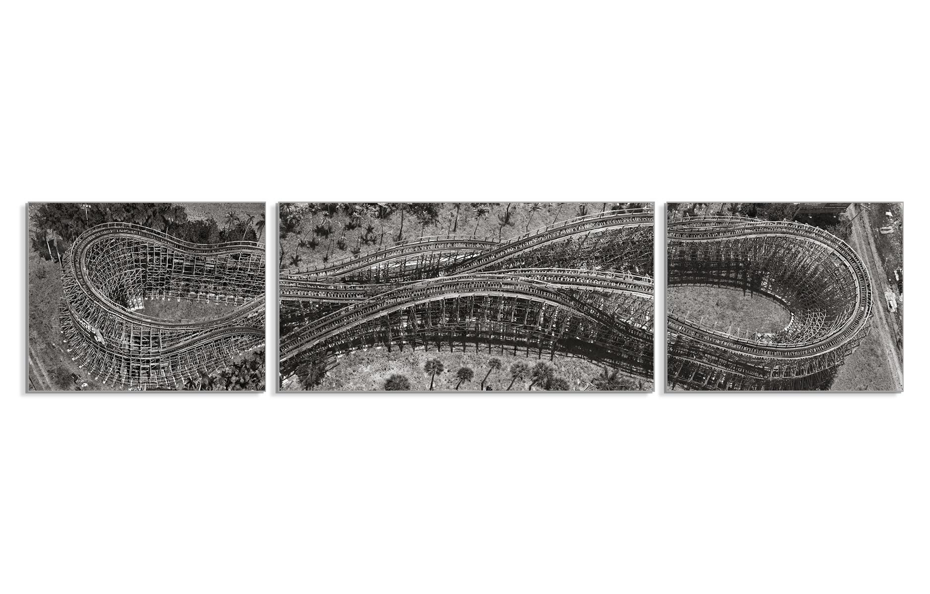 Achterbahn.  Luftbildfotografie Triptychon Schwarz-Weiß-Fotografie  