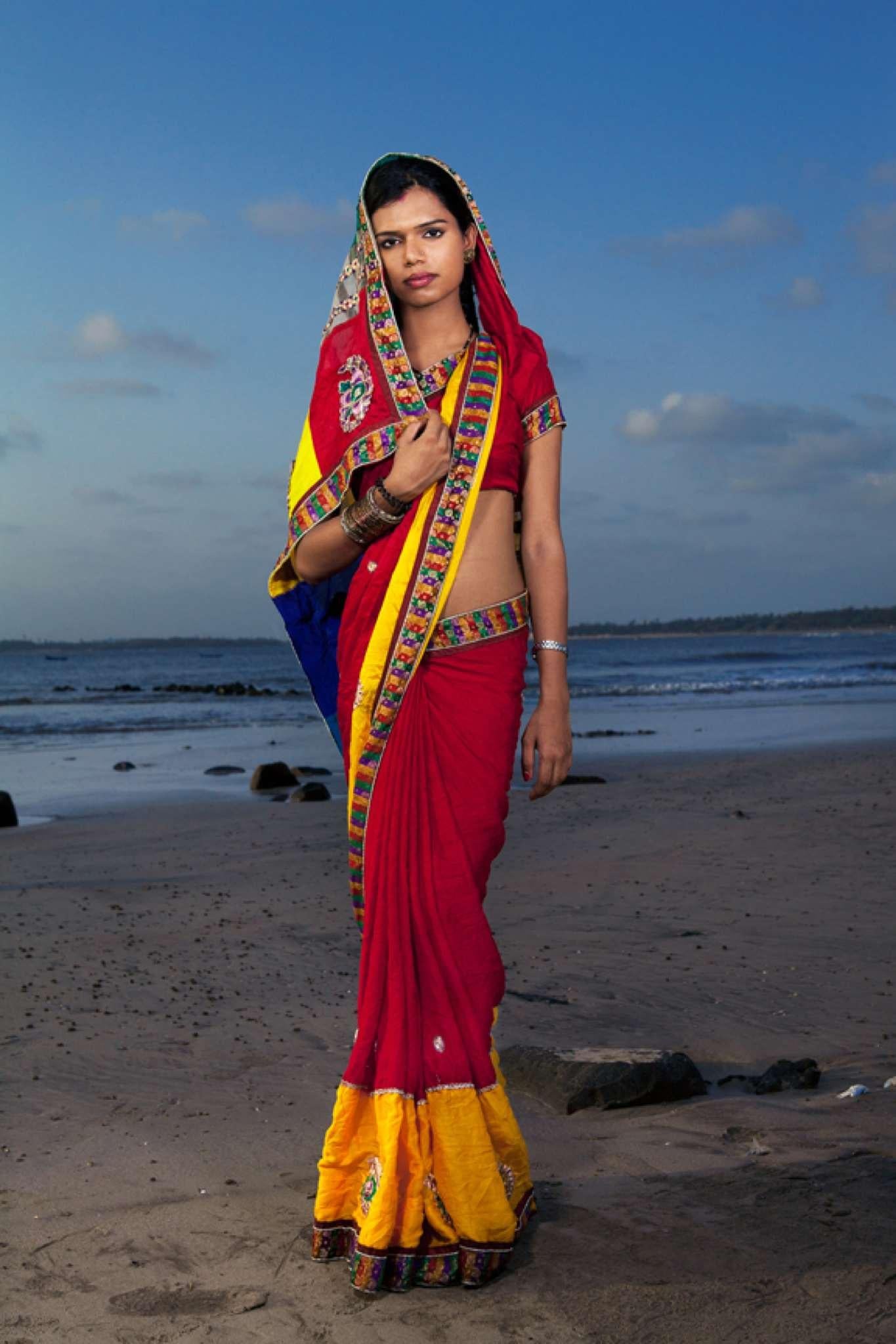 Set von 6 Porträts aus der Serie The Third Gender of India (Moderne), Photograph, von Jill Peters