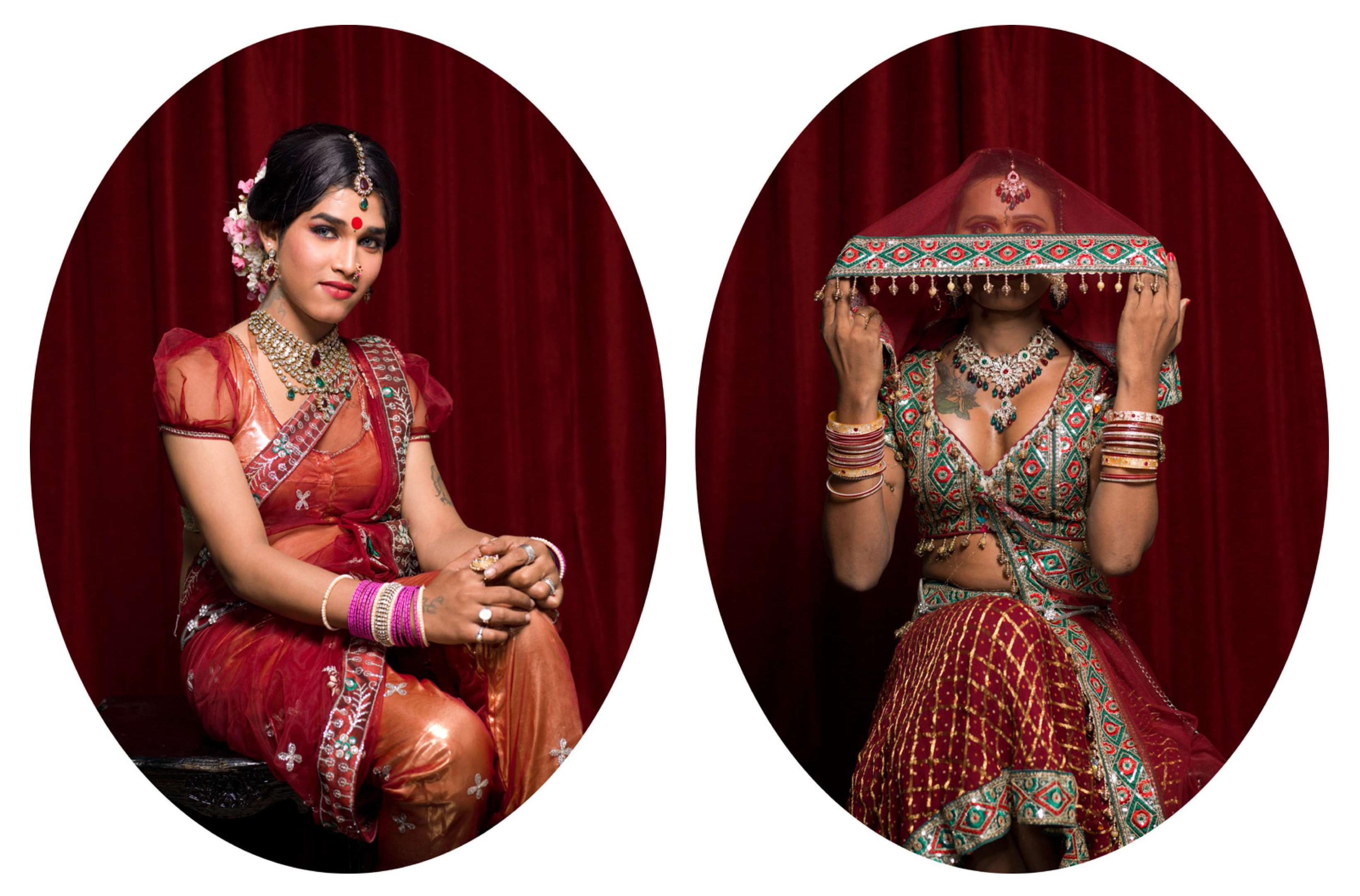 Shreya et Harsha, Diptych. De la série The Third Gender of India Encadré. - Gris Color Photograph par Jill Peters