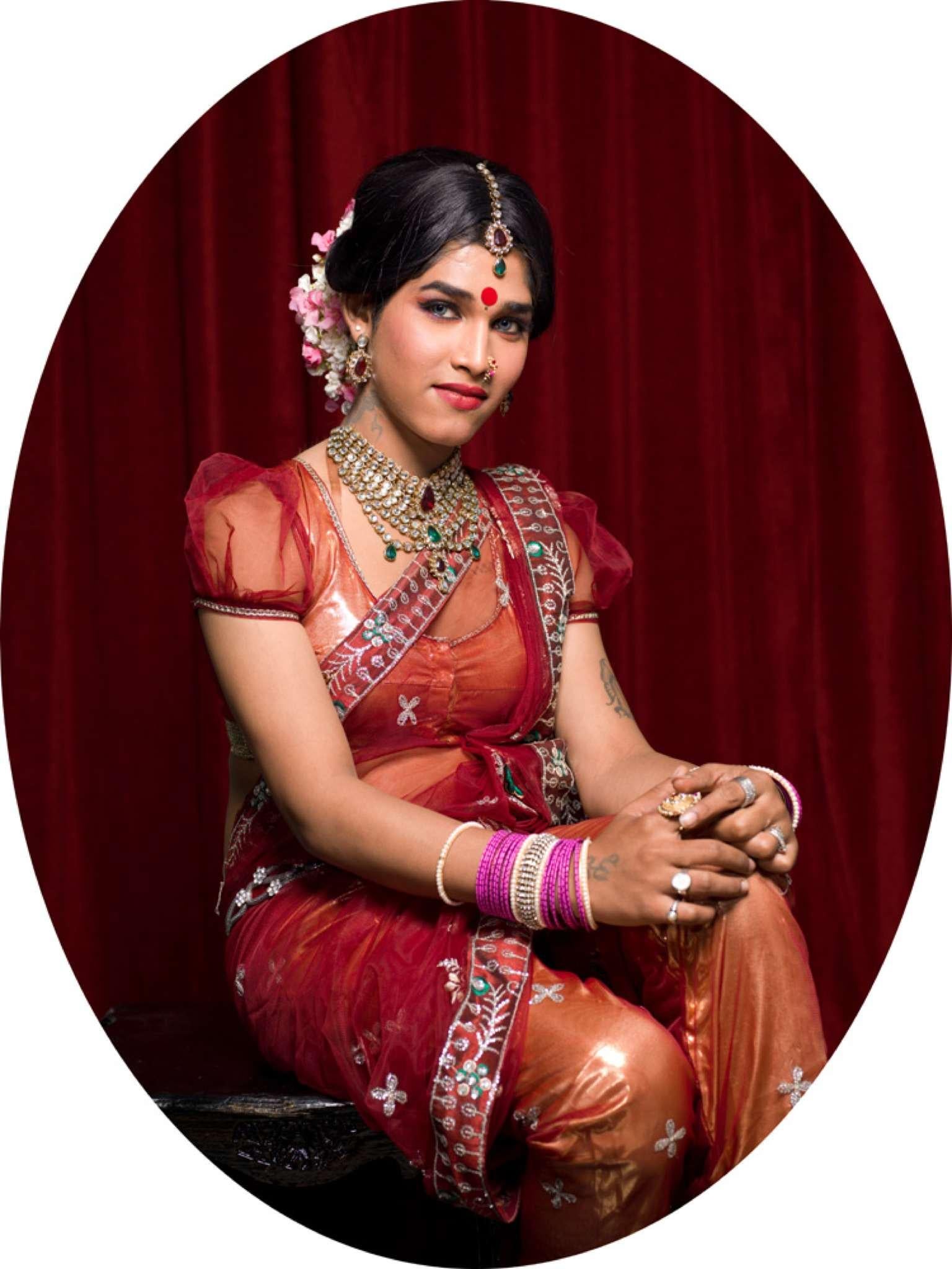 Jill Peters Color Photograph – Shreya, Protrait. Aus der Serie The Third Gender of India