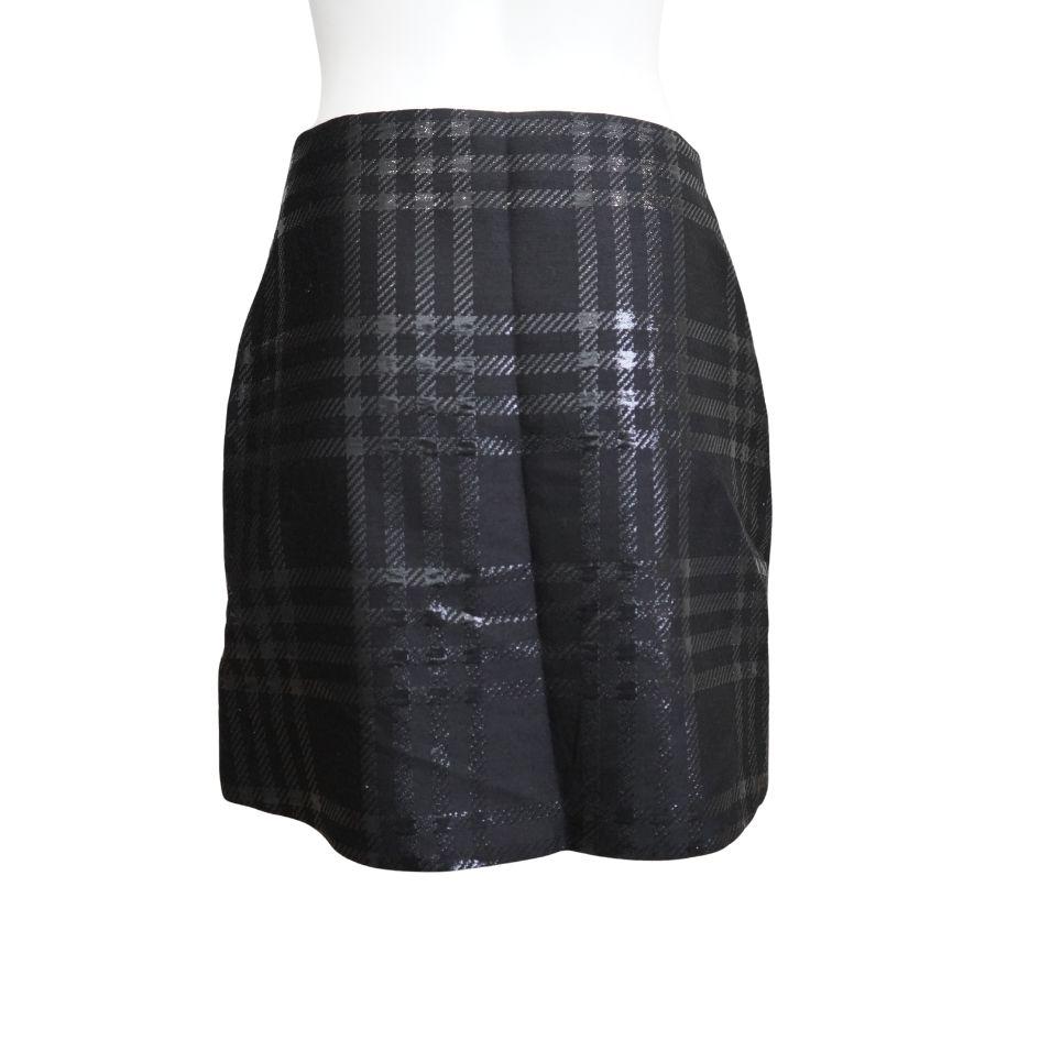 Jill Sander Black Plaid Wrap Asymmetrical Wrap Skirt sz 38 In Excellent Condition For Sale In Beverly Hills, CA