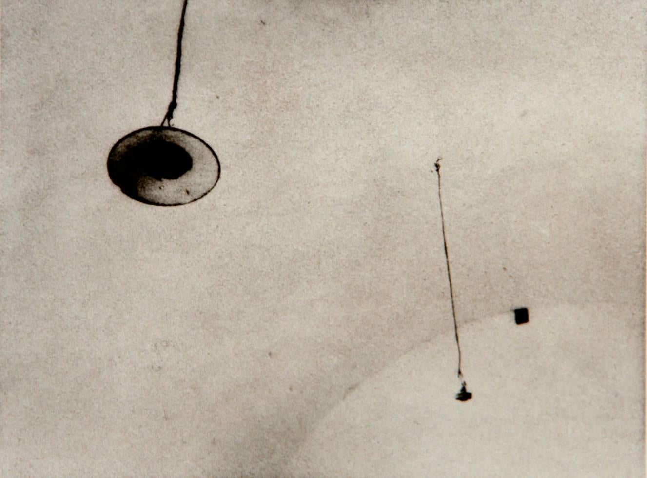 Black and White Photograph Jill Skupin Burkholder - Lampes de Terezin