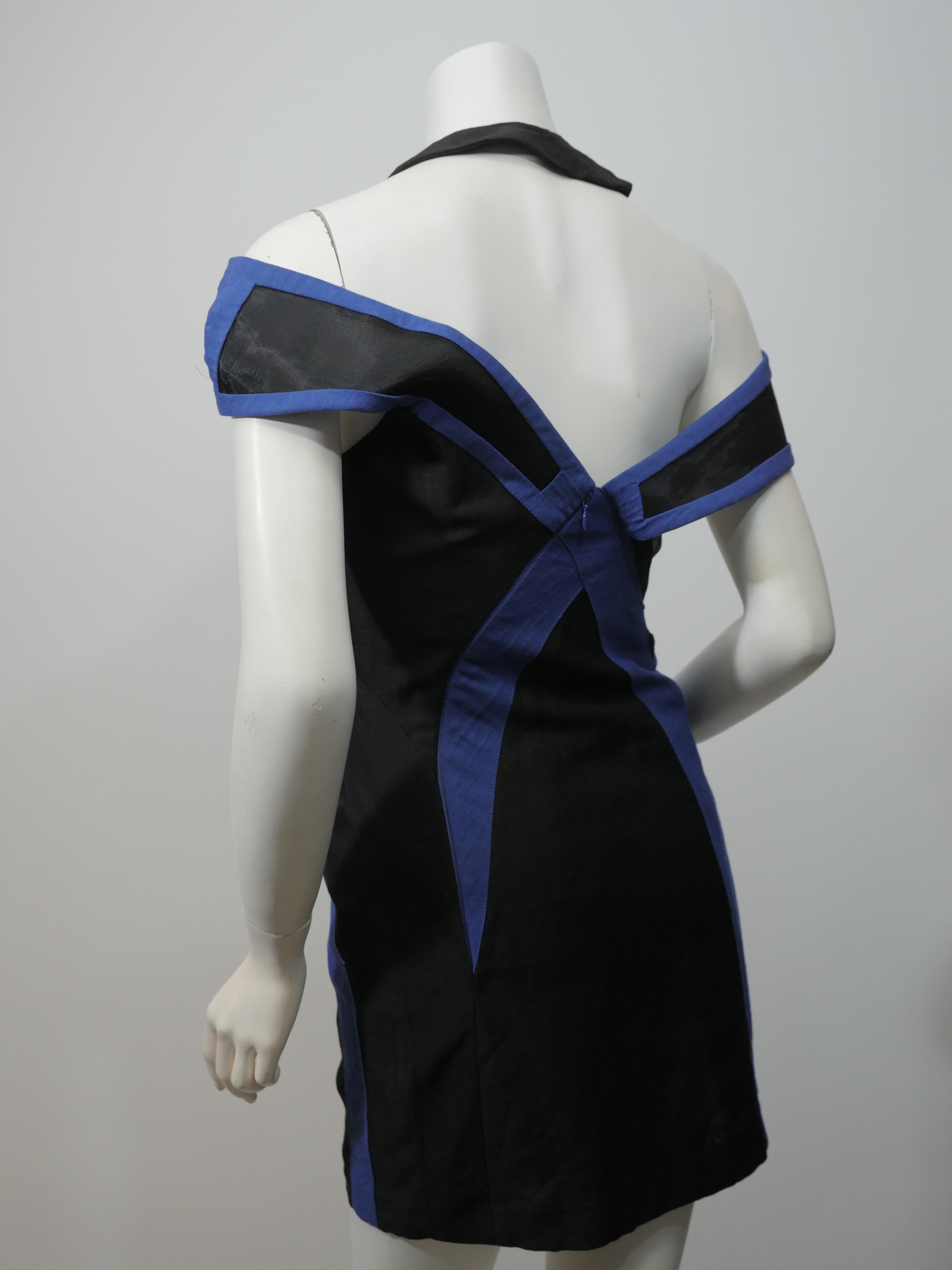 Jill Stuart Size 0 Blue Black Color Block Cutout  Dress In Good Condition In Bridgehampton, NY