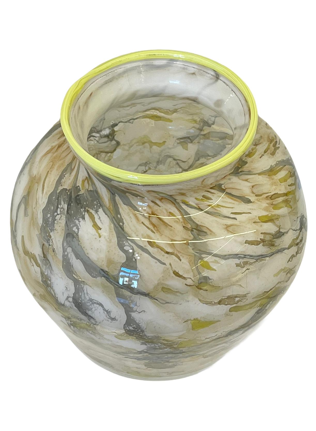 American Jim Bowman Signed Art Glass Vase For Sale