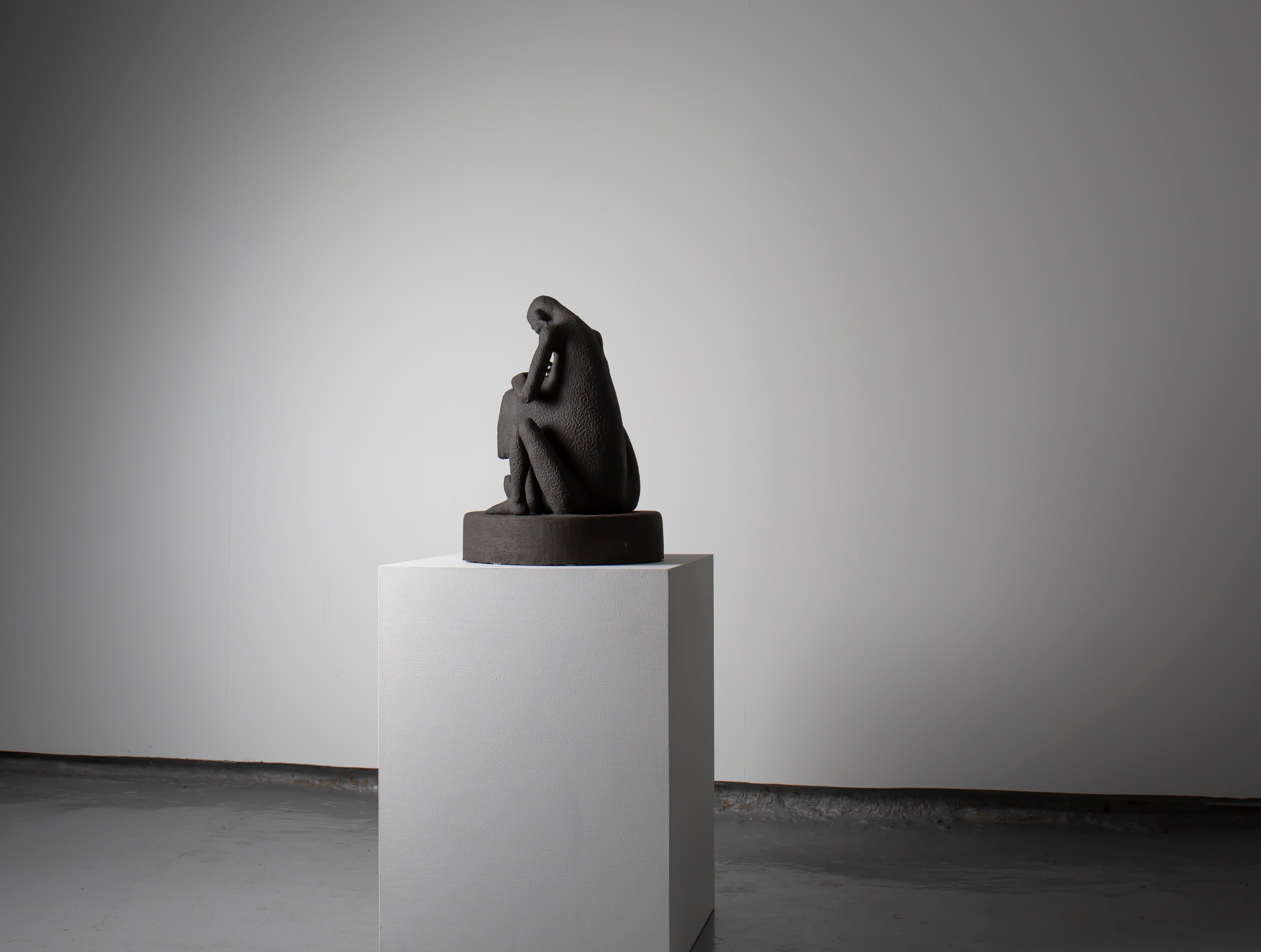 «Heads Up» Figurative Sculpture by Norwegian artist Jim Darbu 3