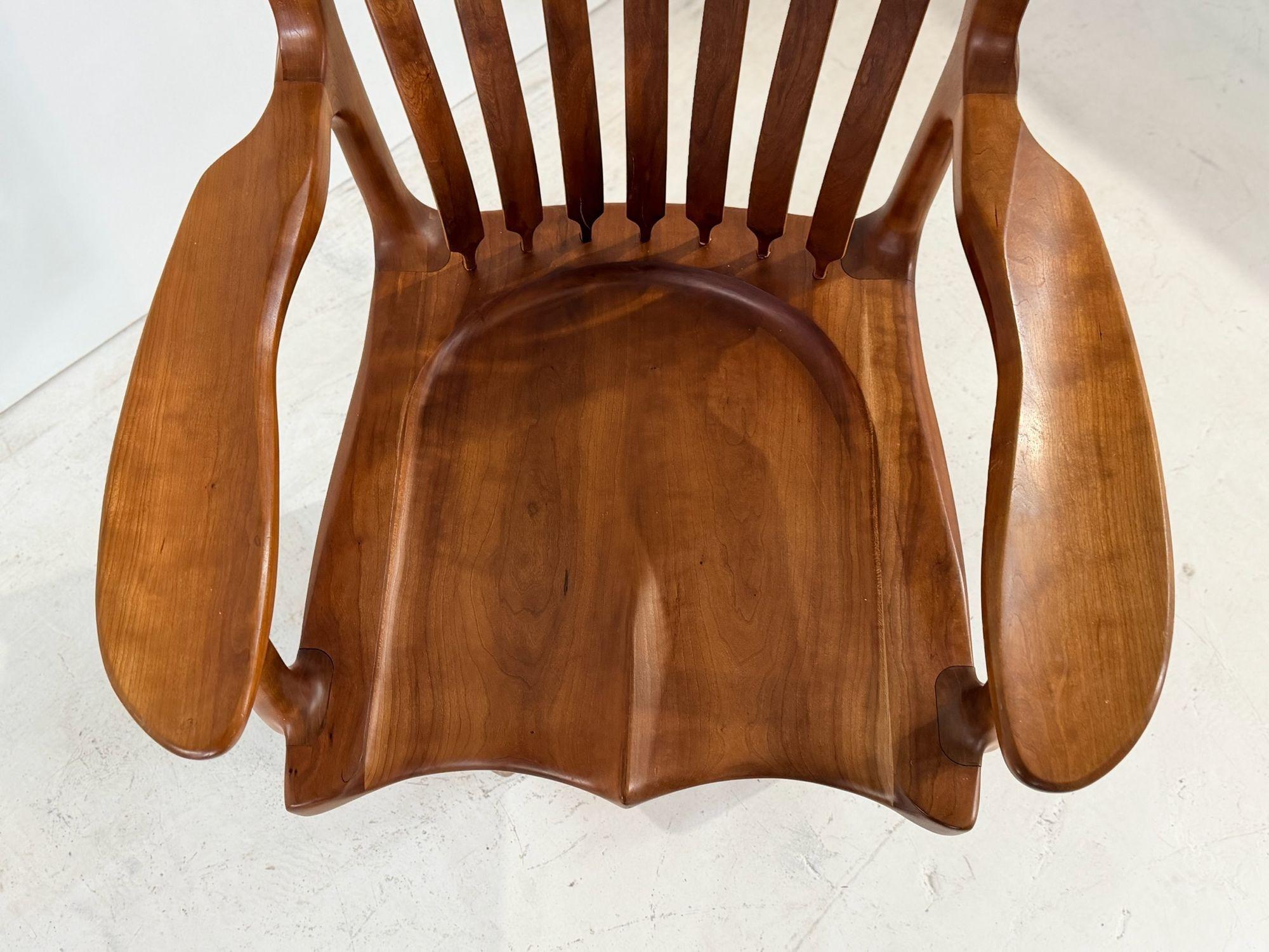 Jim Hammer Walnut High Back Desk Chair, 1970 Bon état - En vente à Chicago, IL