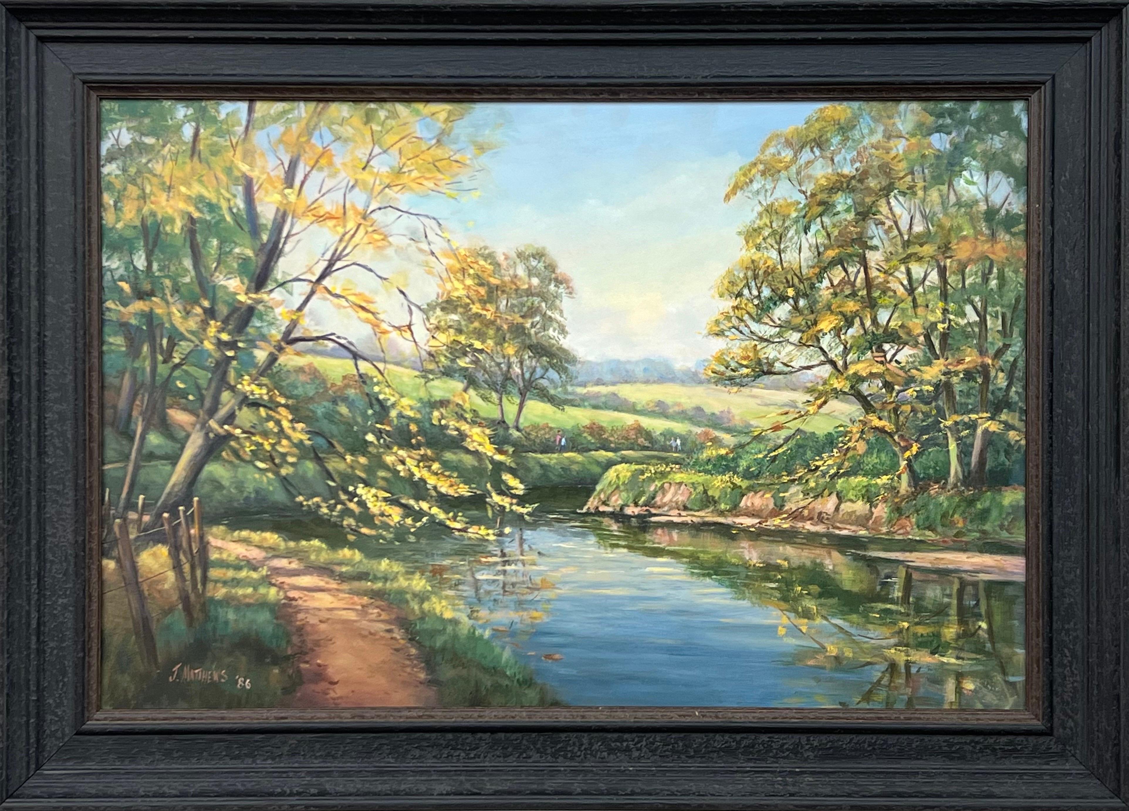 Figurative Painting Jim Matthews - Chemin de fer bordé d'arbres luxuriants sur la rivière Lagan en Irlande du Nord par l'artiste irlandais