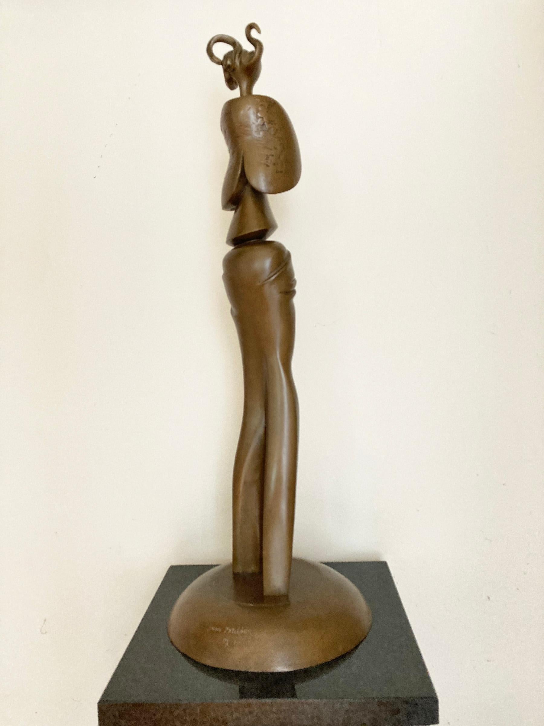 Jim Miller-Melberg Figurative Sculpture - Confident