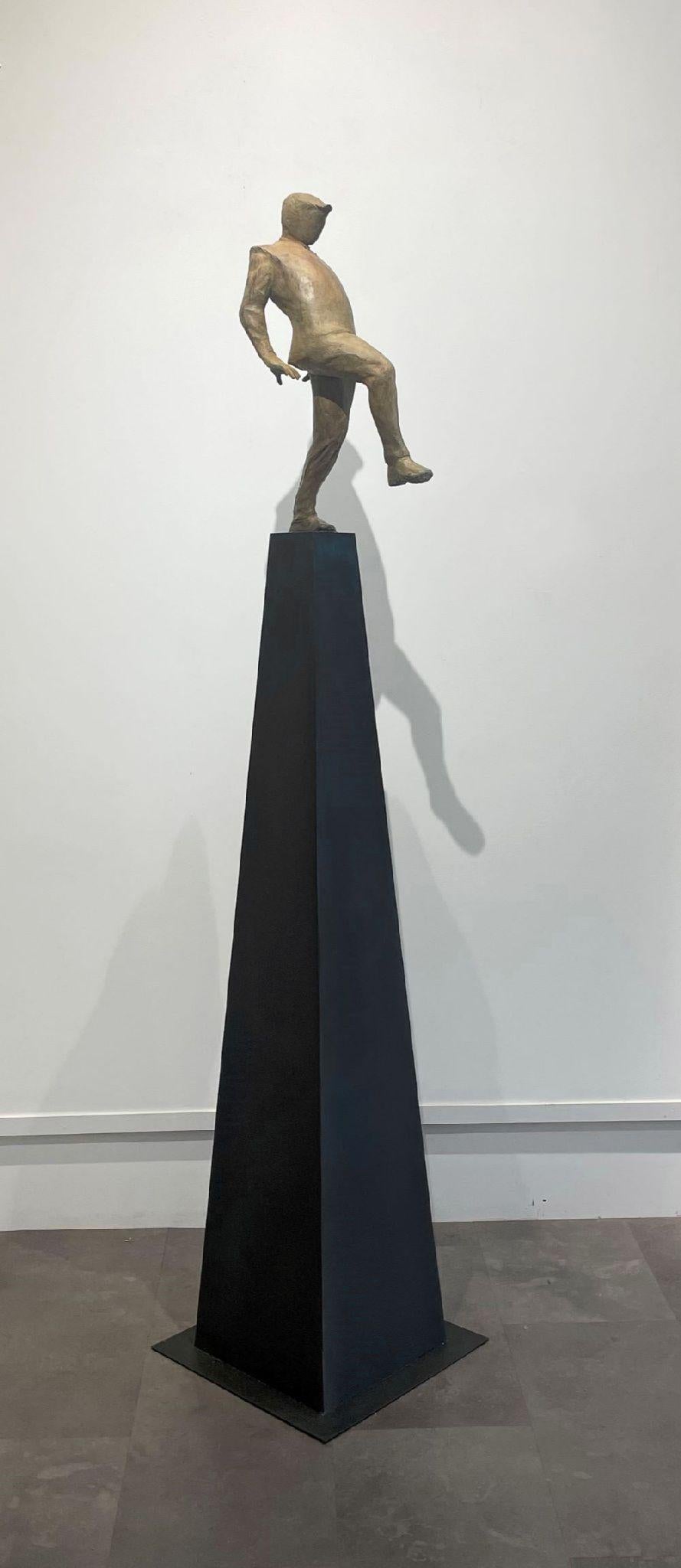 Jim Rennert Figurative Sculpture - High Stepping
