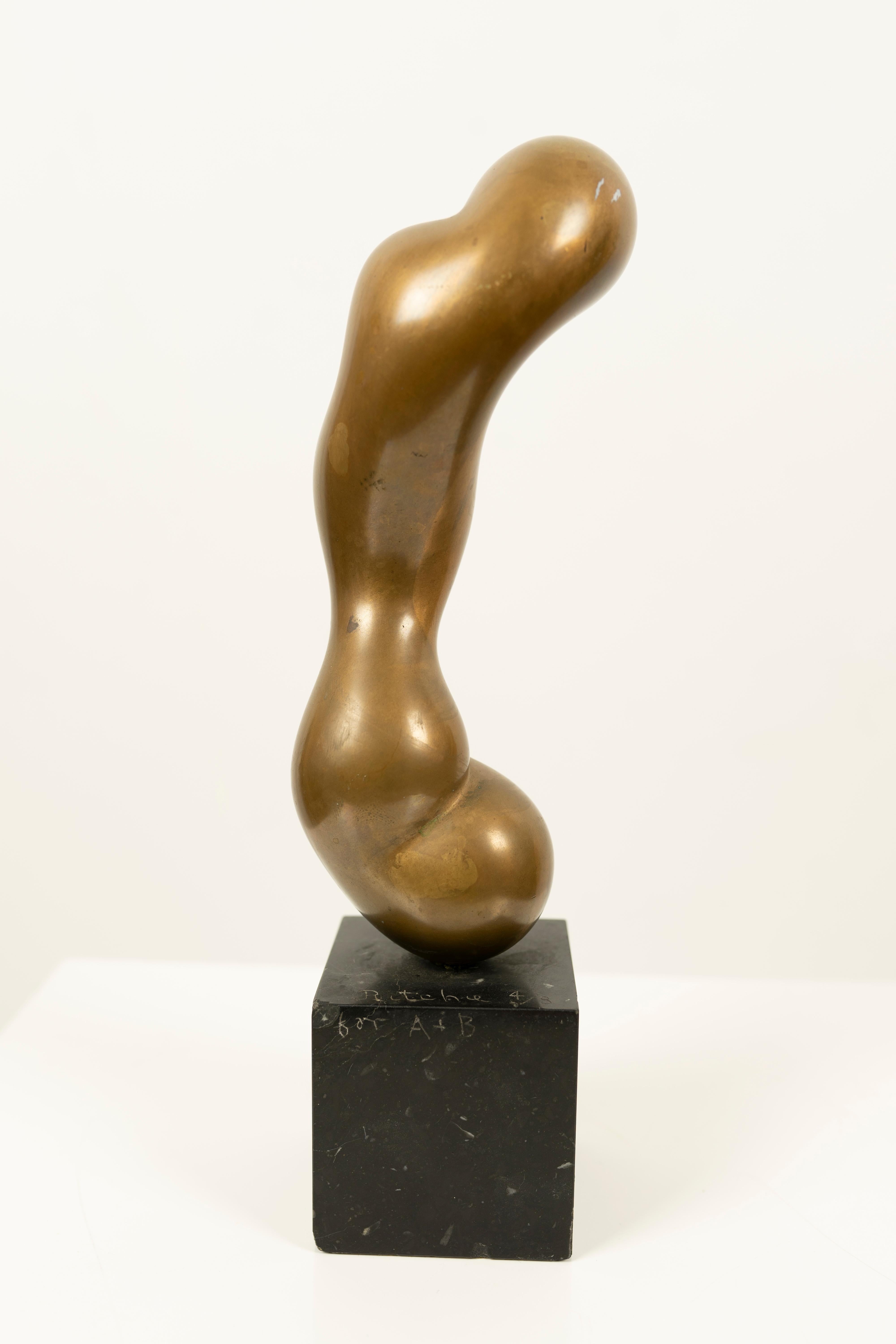 Amorphic sinuous bronze abstract figural sculpture. Bronze itself is 6 inches in height. Perfect desktop height. Hand signed and numbered 4/8. this one has a Kenny Scharf sort of Pop Art feel to it and is all rounded surfaces.

James Edward Ritchie,