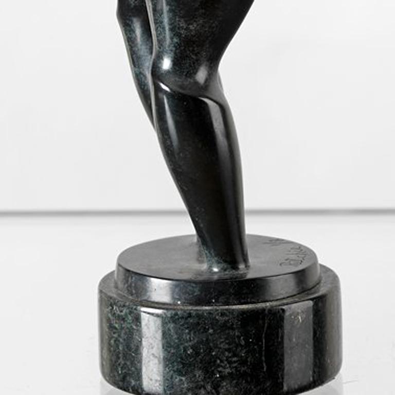 Mother and Daughter, ed. 1/8 - Contemporary Sculpture by Jim Ritchie