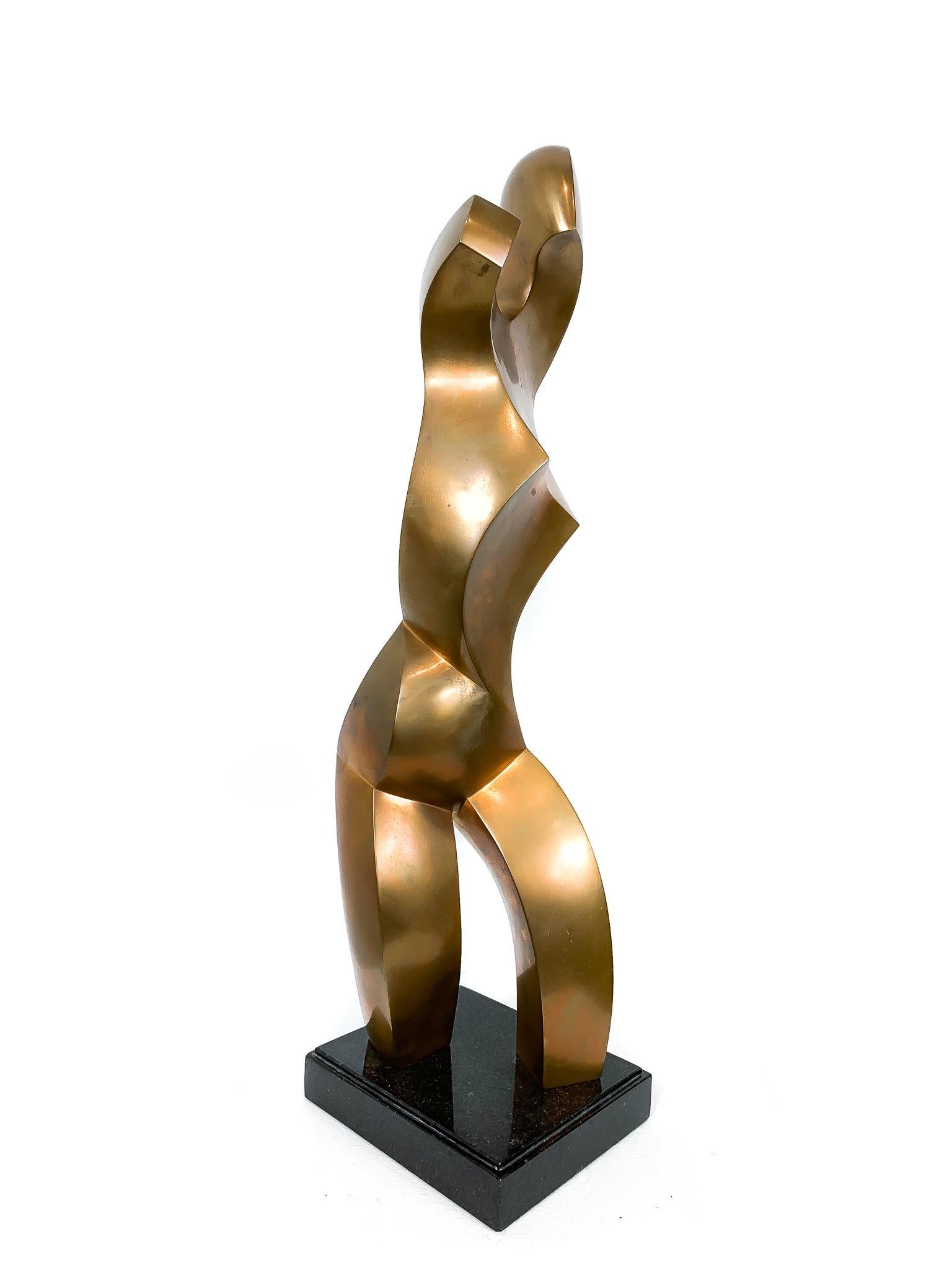 Auflage 1/8
Medium: Natürliche Bronze

Jim Ritchie (1929-2017), geboren in Montreal, Kanada, ist bekannt für seine Pastellzeichnungen und Bronzeskulpturen. Stilistisch ist er mit dem Kubismus, dem abstrakten figurativen Werk und dem Modernismus