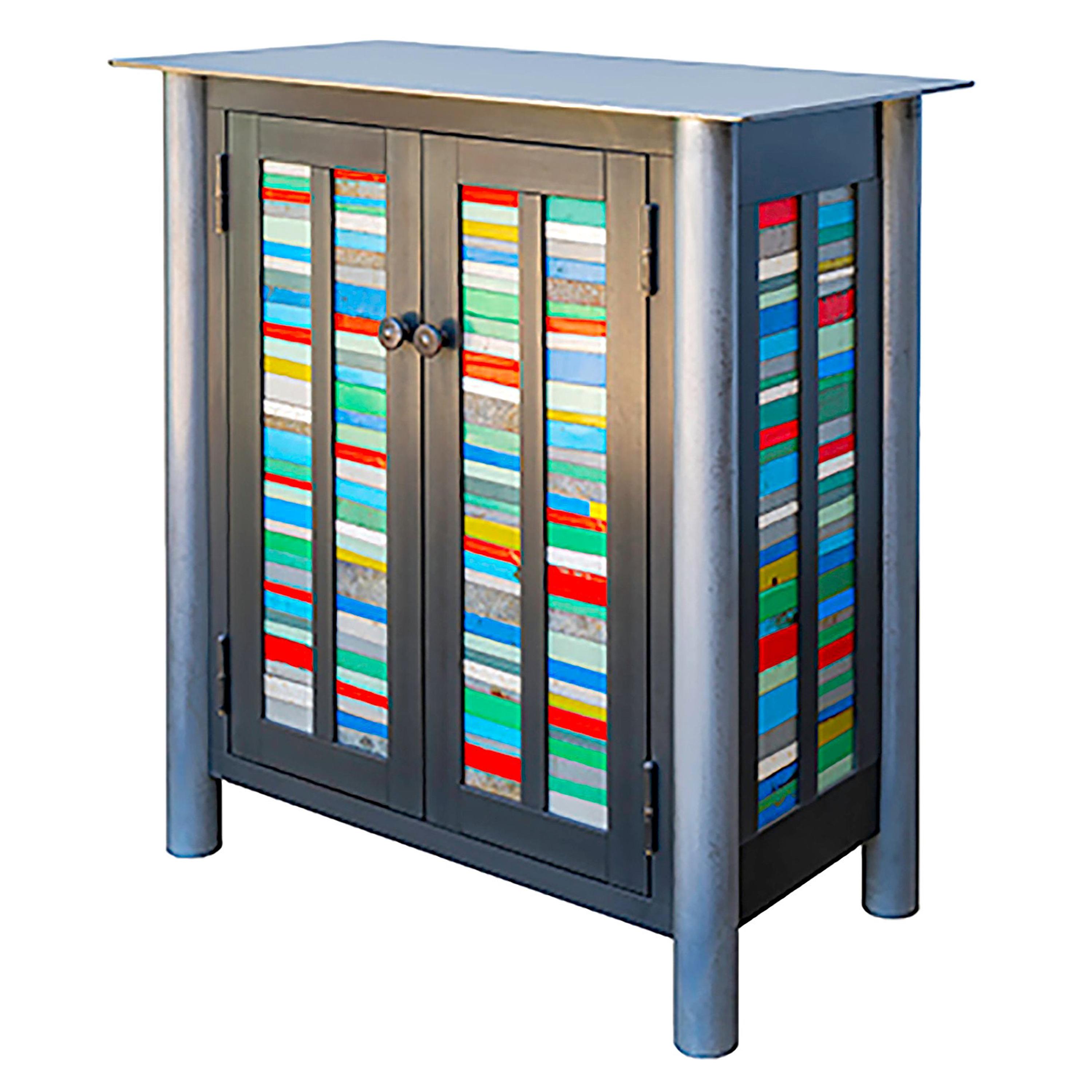 Jim Rose Quilt-Schrank mit zwei Türen und bunten Streifen, farbenfrohe Stahl-Kunstmöbel