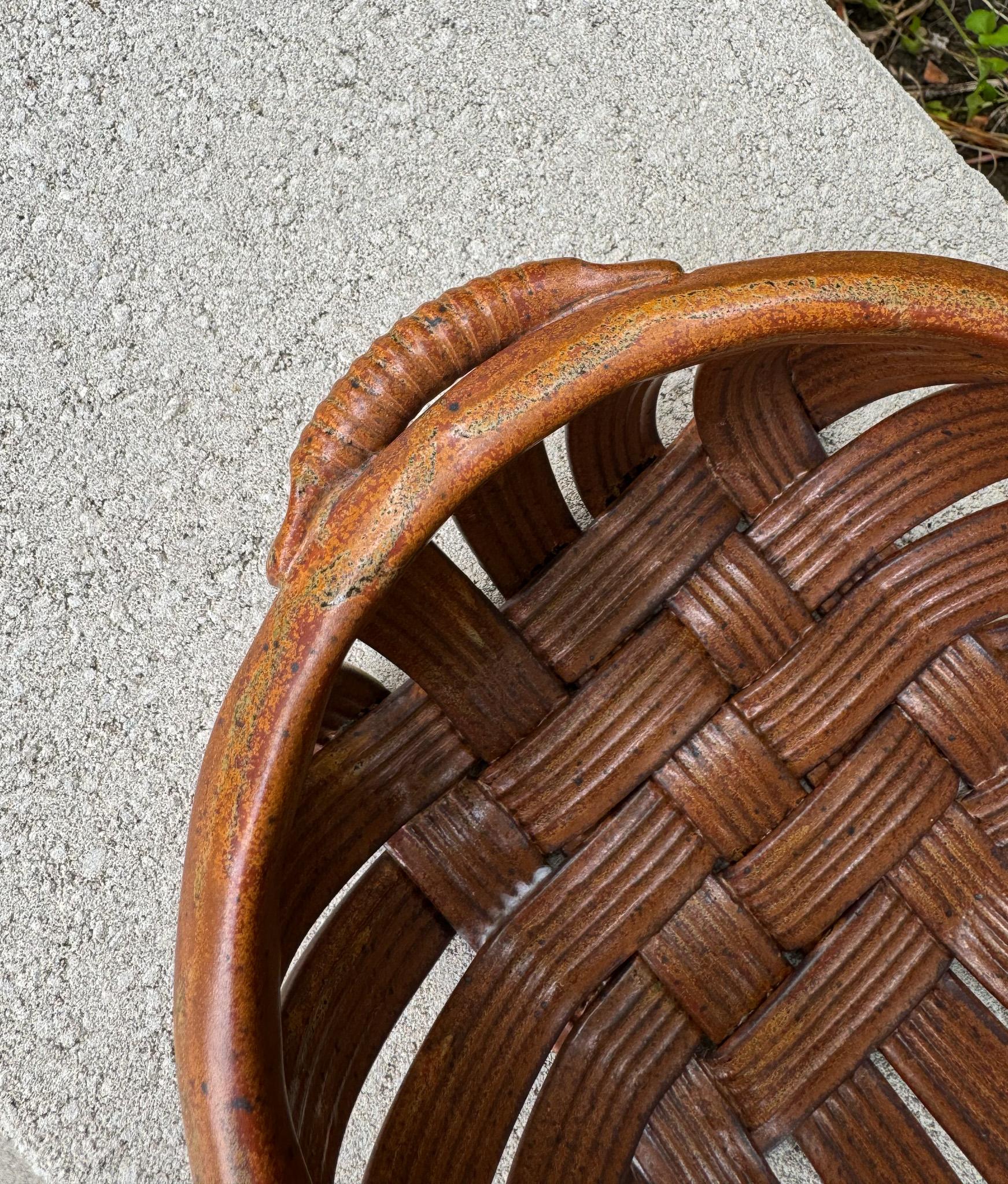 Panier en céramique Jim & Shirl Parmentier, 20e siècle en vente 11
