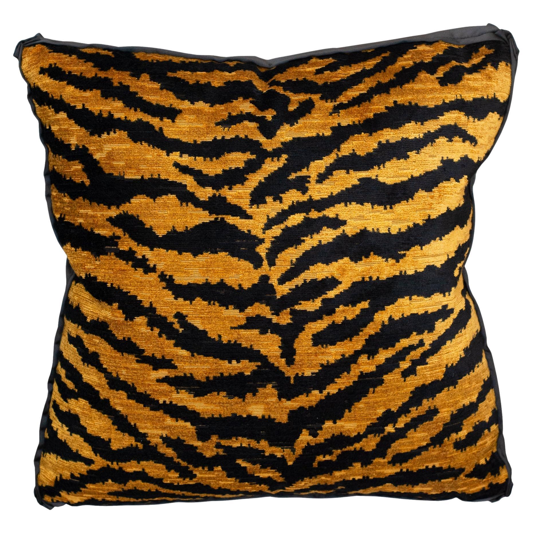 Jim Thompson Thaiger Gold and Black Velvet Pillow by Studio Maison Nurita