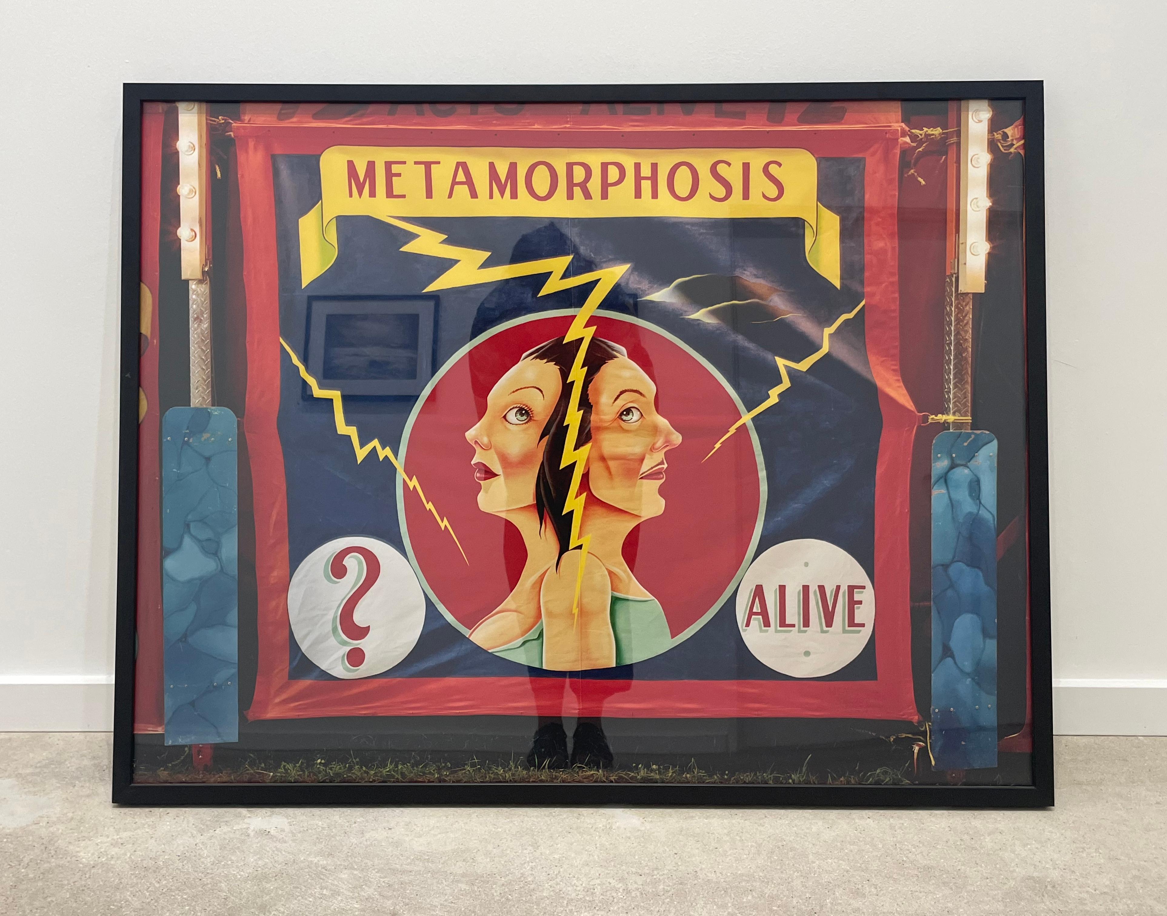 Metamorphosis Banner, Pennsylvania; Aus der Welt der Wunder – Farbfotografie (Zeitgenössisch), Photograph, von Jimmy & Dena Katz