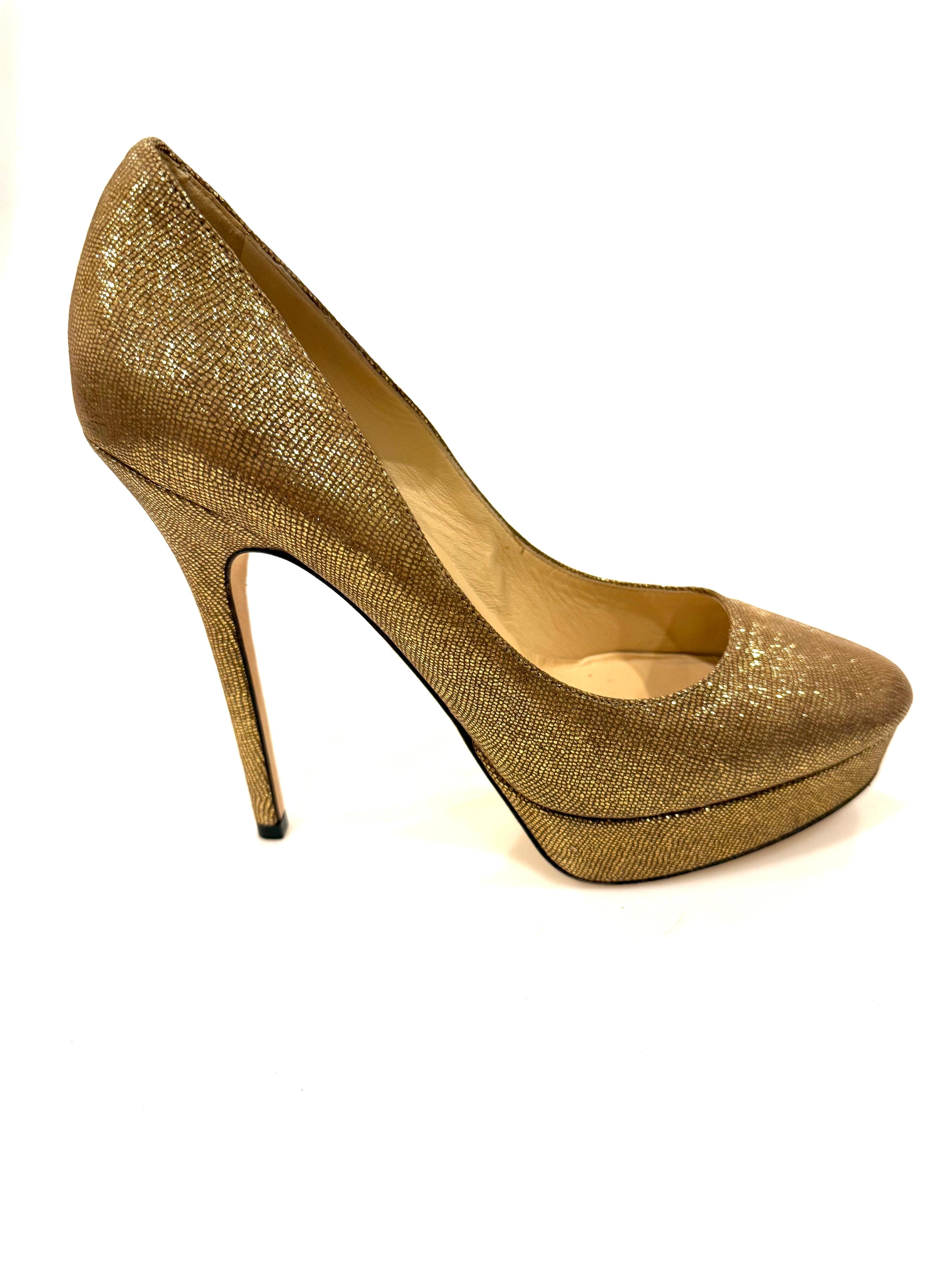 Tacón de plataforma dorado con purpurina Alex de Jimmy Choo  Talla 38.5 en venta 2
