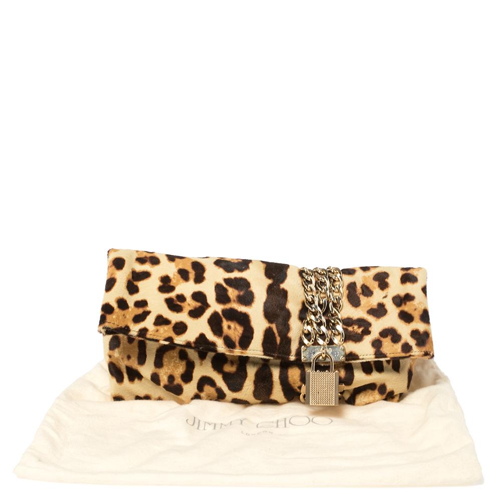 Jimmy Choo Chandra Clutch aus Kalbshaar mit Leopardenmuster in Beige/Braun 7