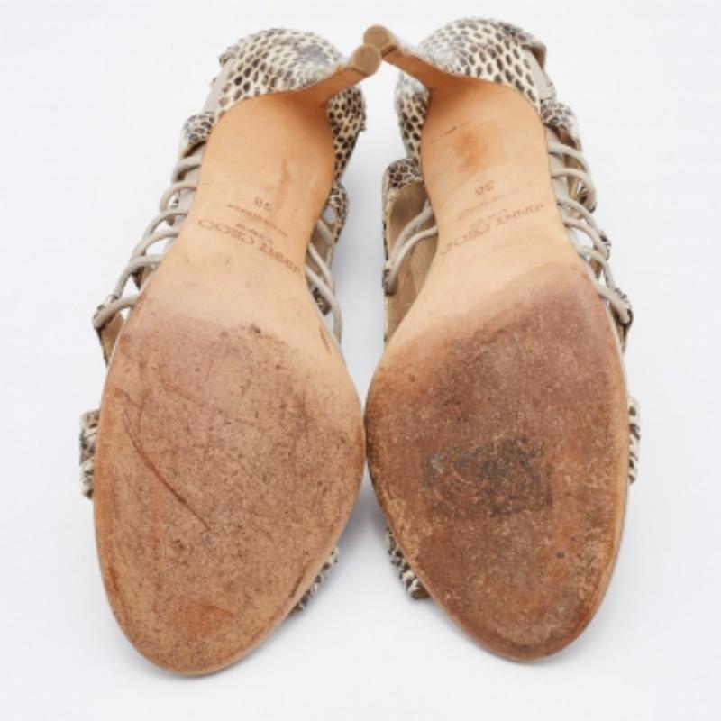 Jimmy Choo Bombas de punta abierta de piel de pitón beige/marrón Talla 38 en venta 1