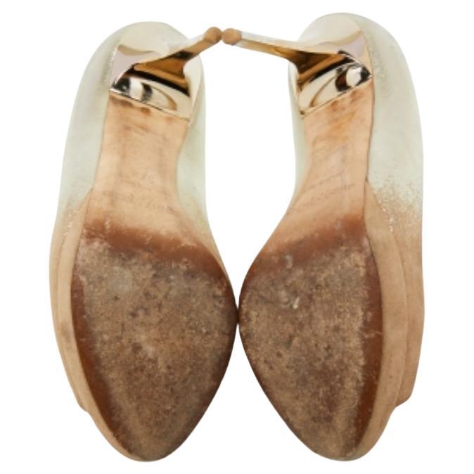 Jimmy Choo Beige/Gold Suede and Leather Peep-Toe Platform Pumps Size 37.5 For Sale 5