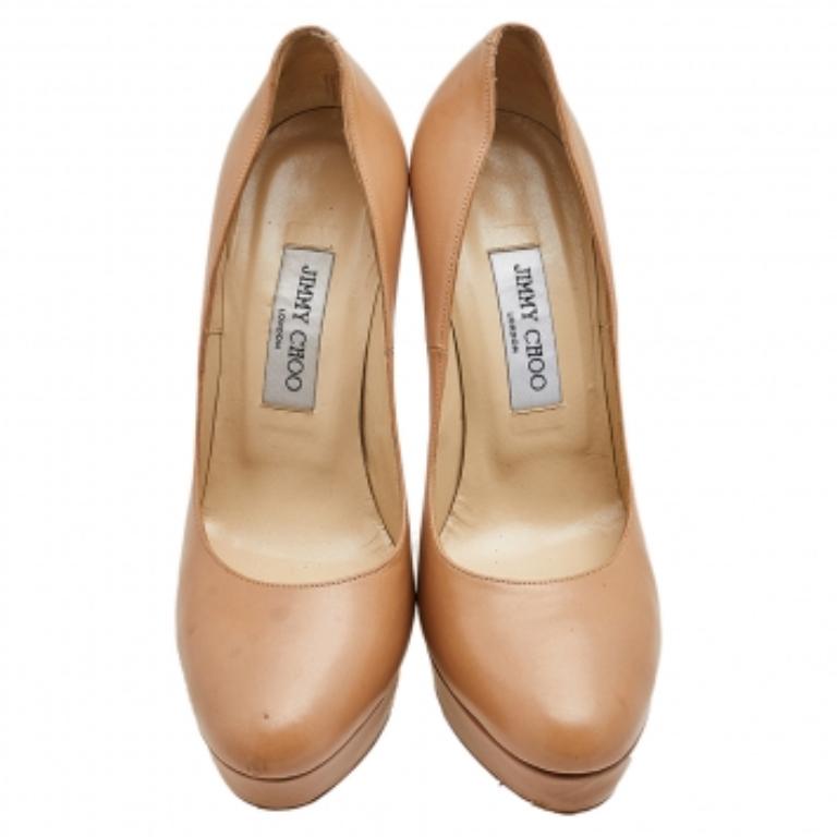 Jimmy Choo escarpins à plateforme Cosmic en cuir beige, taille 39 Bon état - En vente à Dubai, Al Qouz 2