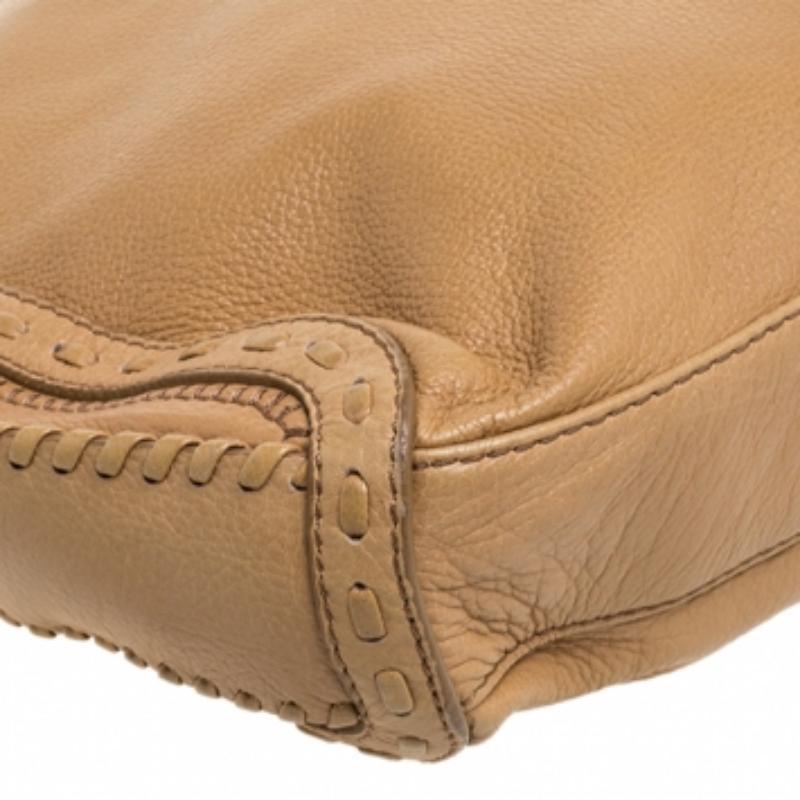 Jimmy Choo Beige Leather Lily Tassel Hobo In Fair Condition For Sale In Dubai, Al Qouz 2