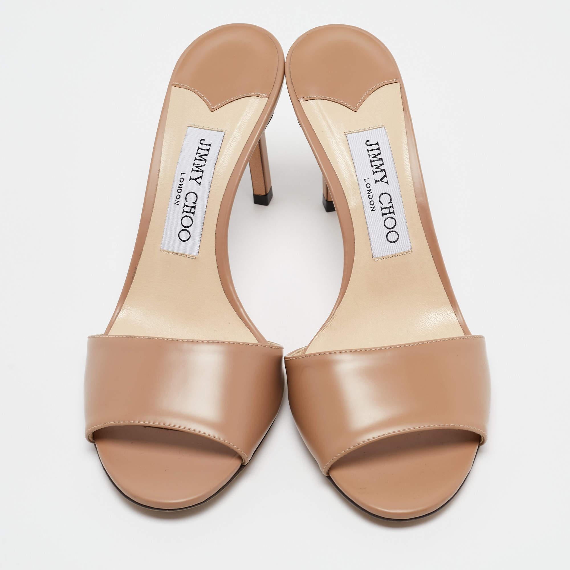 Jimmy Choo Beige Leather Stacey Slide Sandals Size 37 In Good Condition In Dubai, Al Qouz 2
