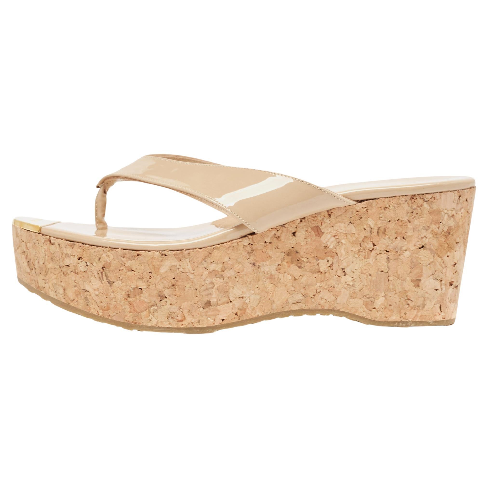 Jimmy Choo Beige Patent Leather Pathos Thong Cork Wedge Slides Size 37.5 For Sale